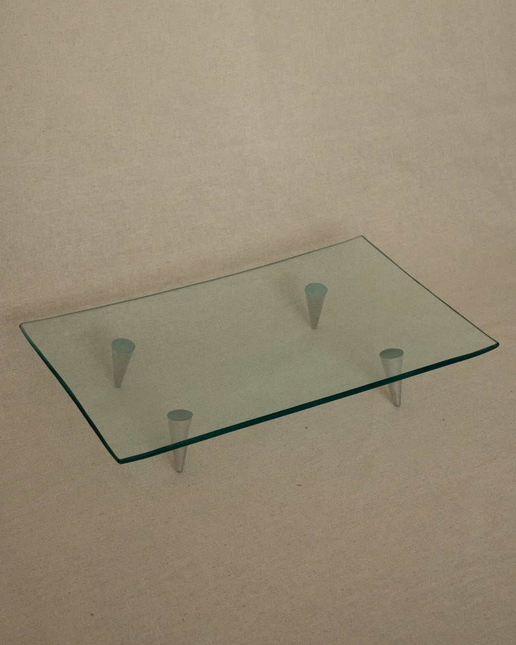 Rectangle atomic feet glass dish