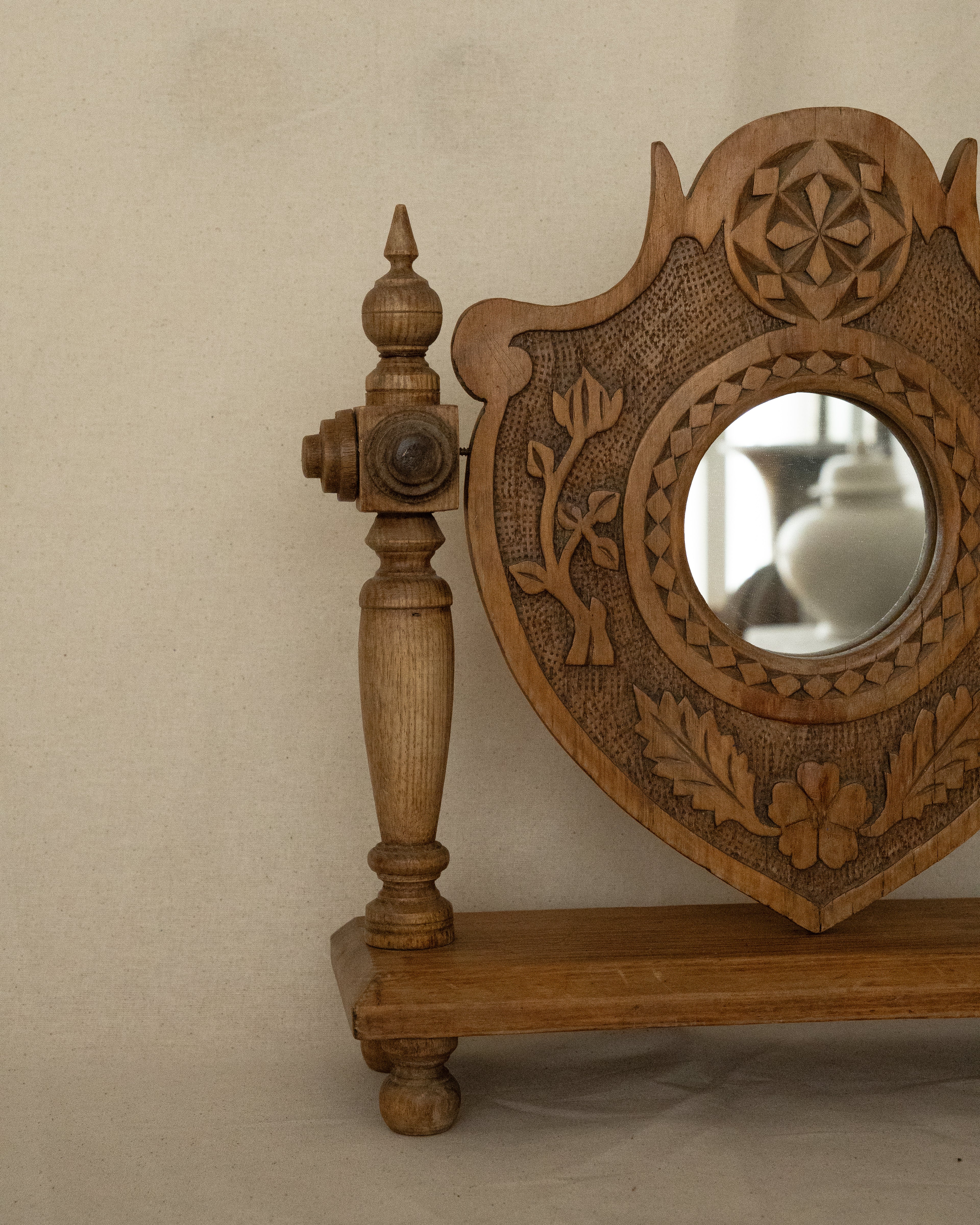 Chip carved wooden table top mirror