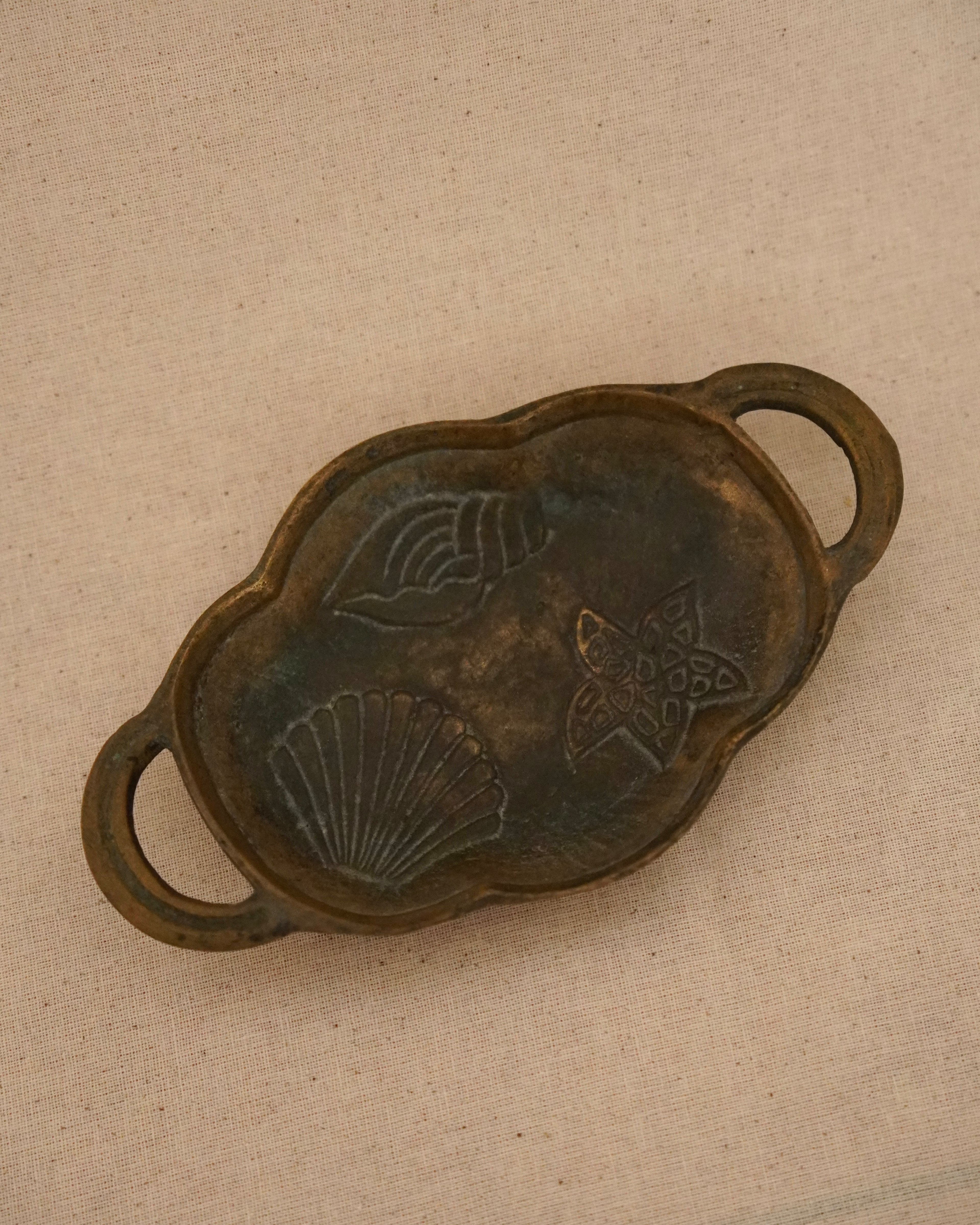 Seashell brass tray trinket dish