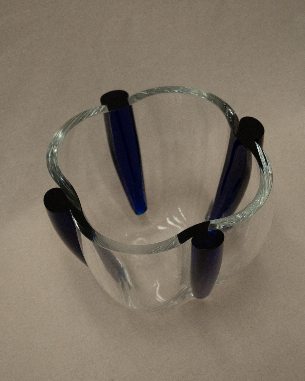 Sasaki art glass bowl vase with cobalt edges