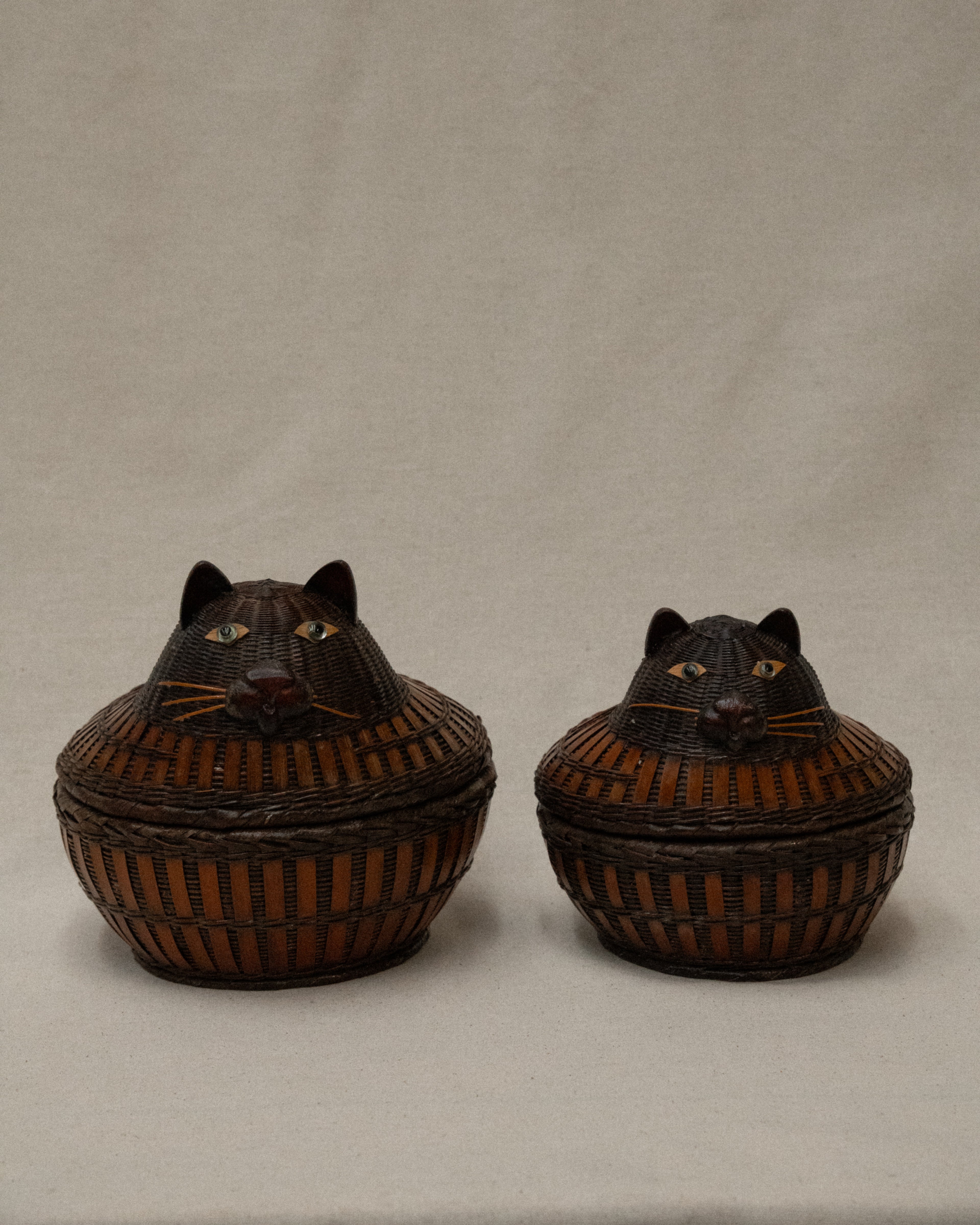 Pair of wicker cat baskets that fit into each other