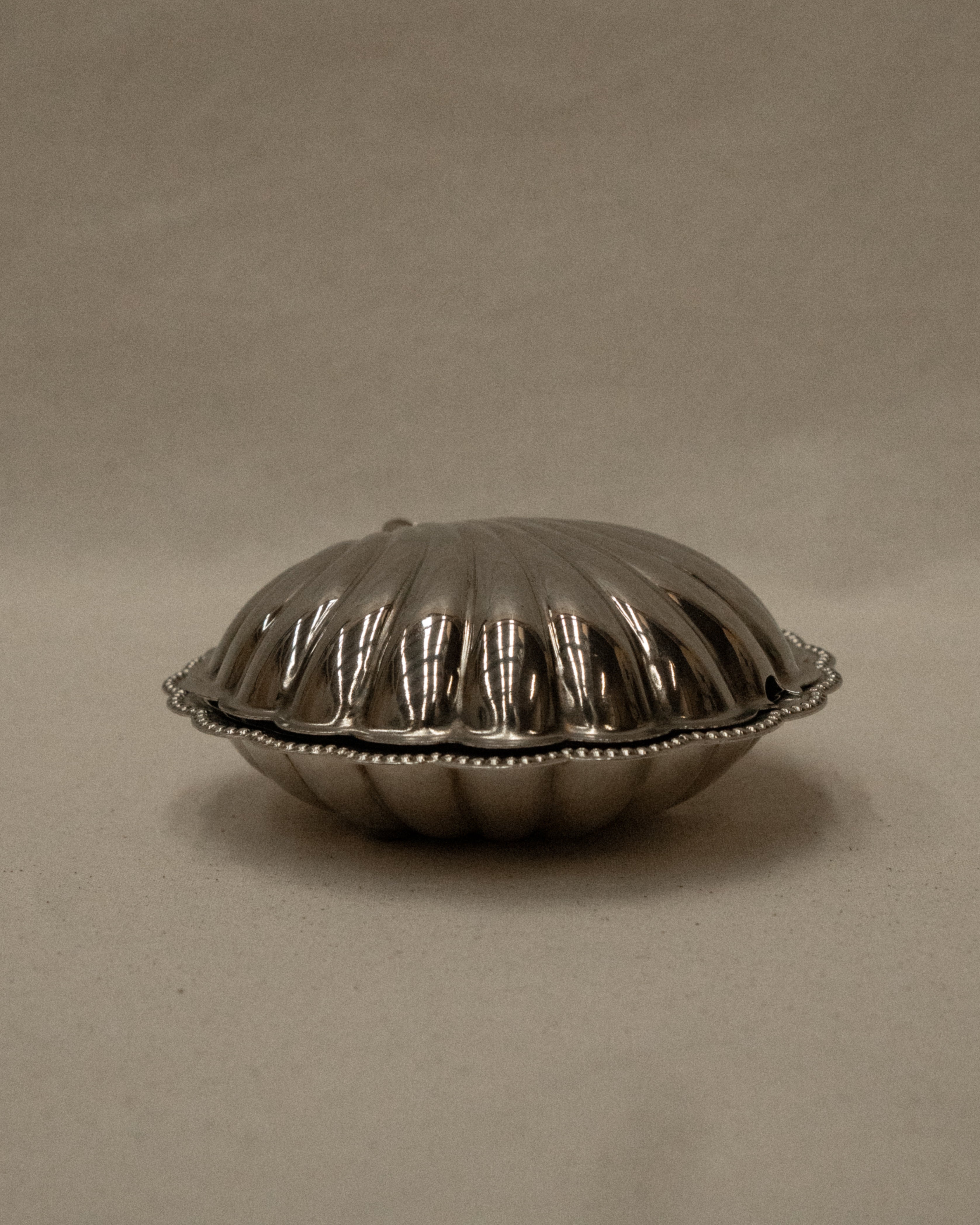 Silver plated clam shell butter trinket dish box