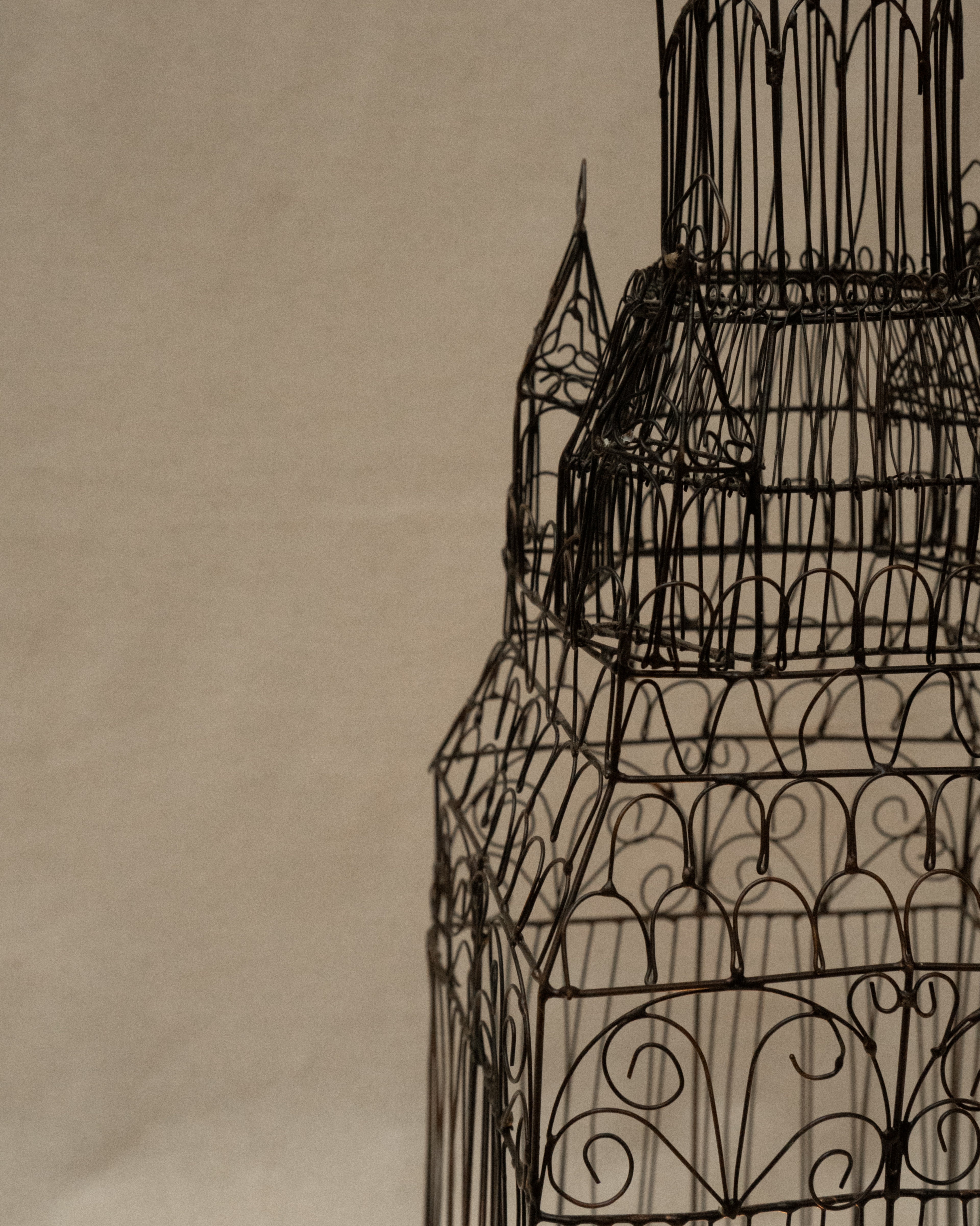 Wire castle sculpture