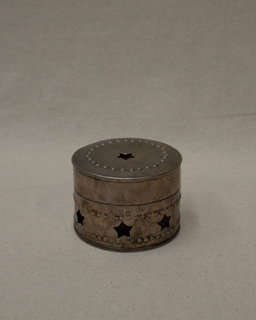 Star cut out silver plated trinket box