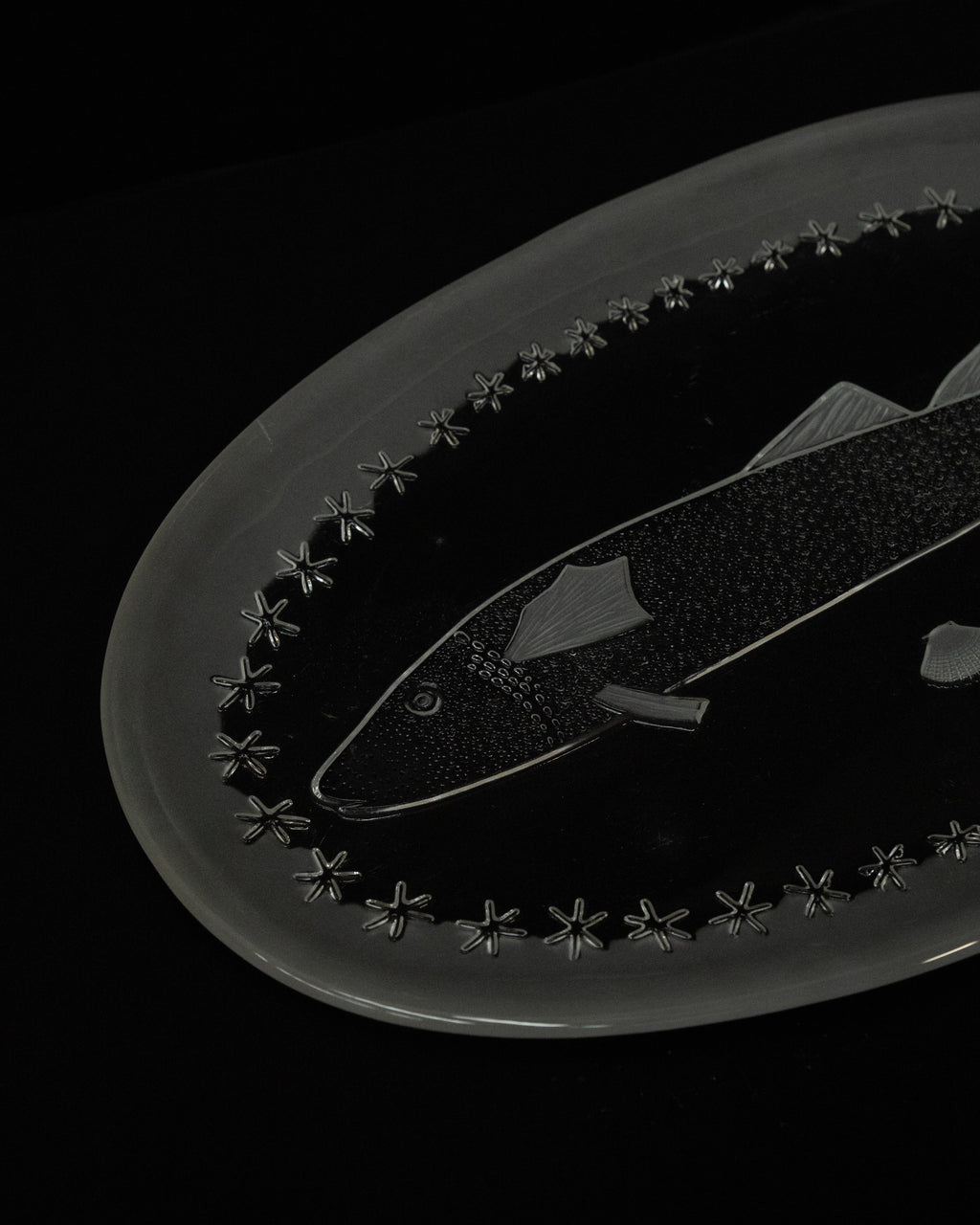 Glass embossed fish and stars dish plate