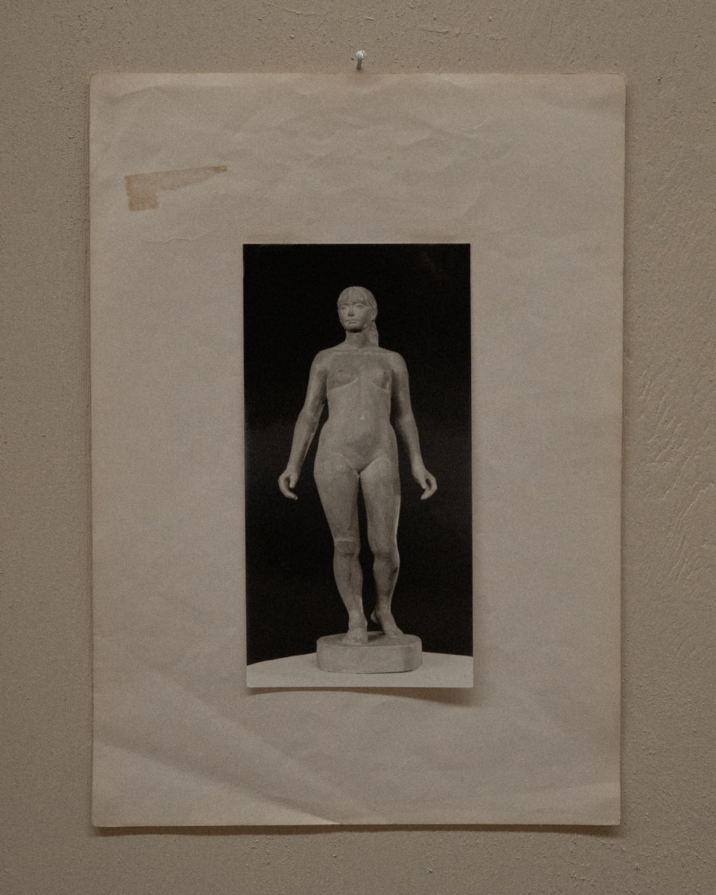 Photograph of carved wooden sculpture 15