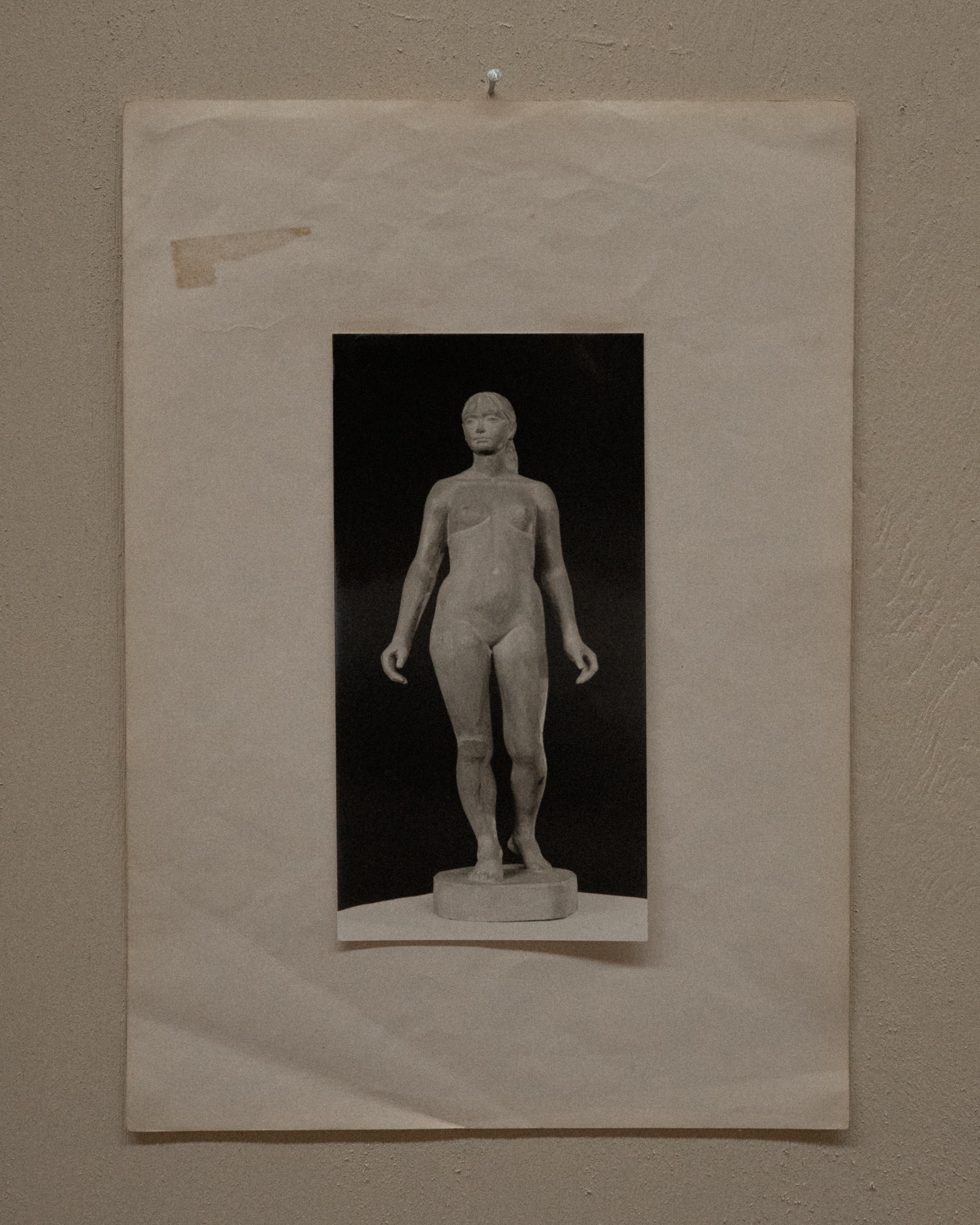 Photograph of carved wooden sculpture 15