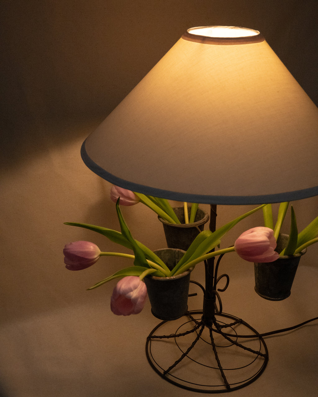 French wire lamp with 3 vessels
