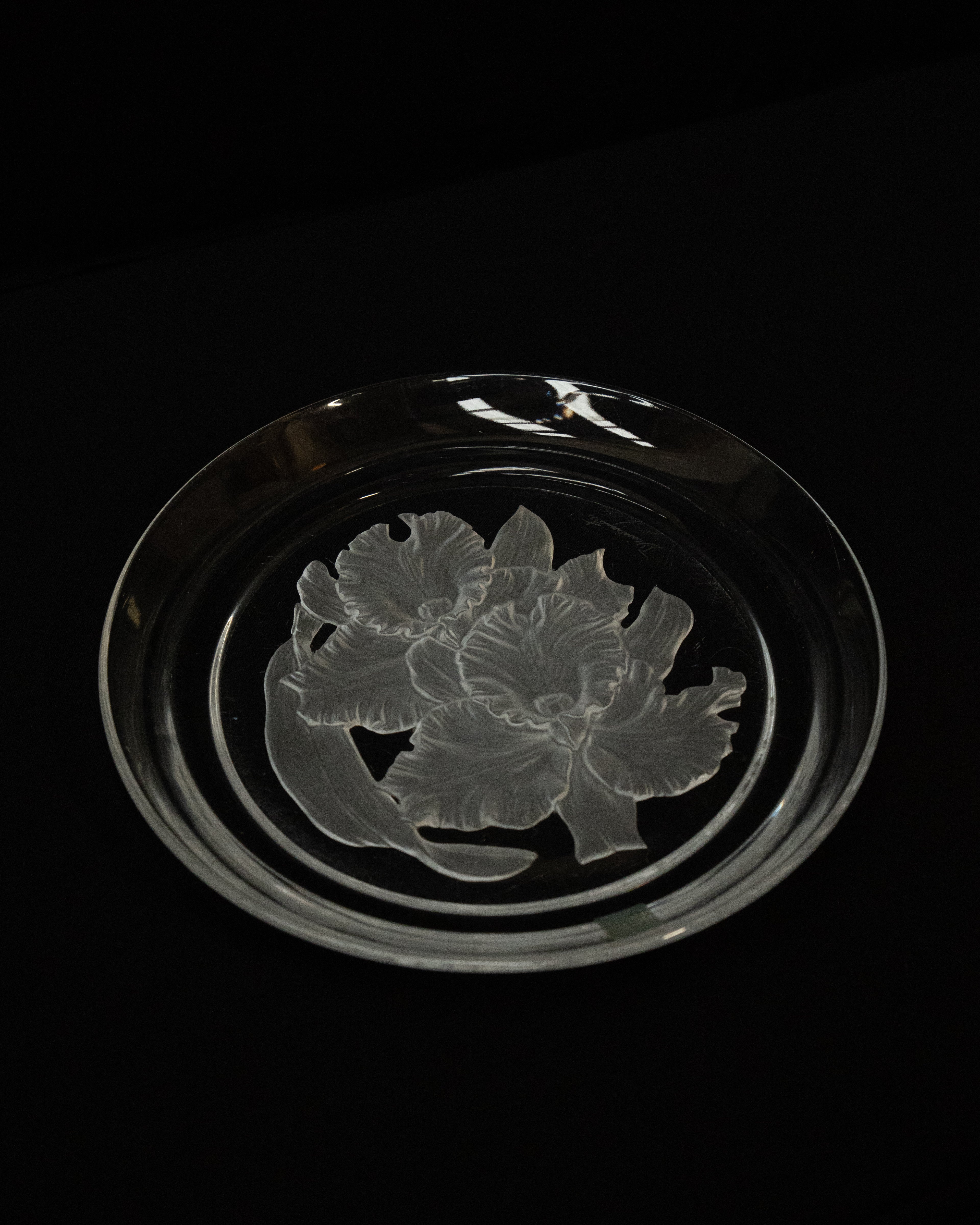 Crystal daffodil plate