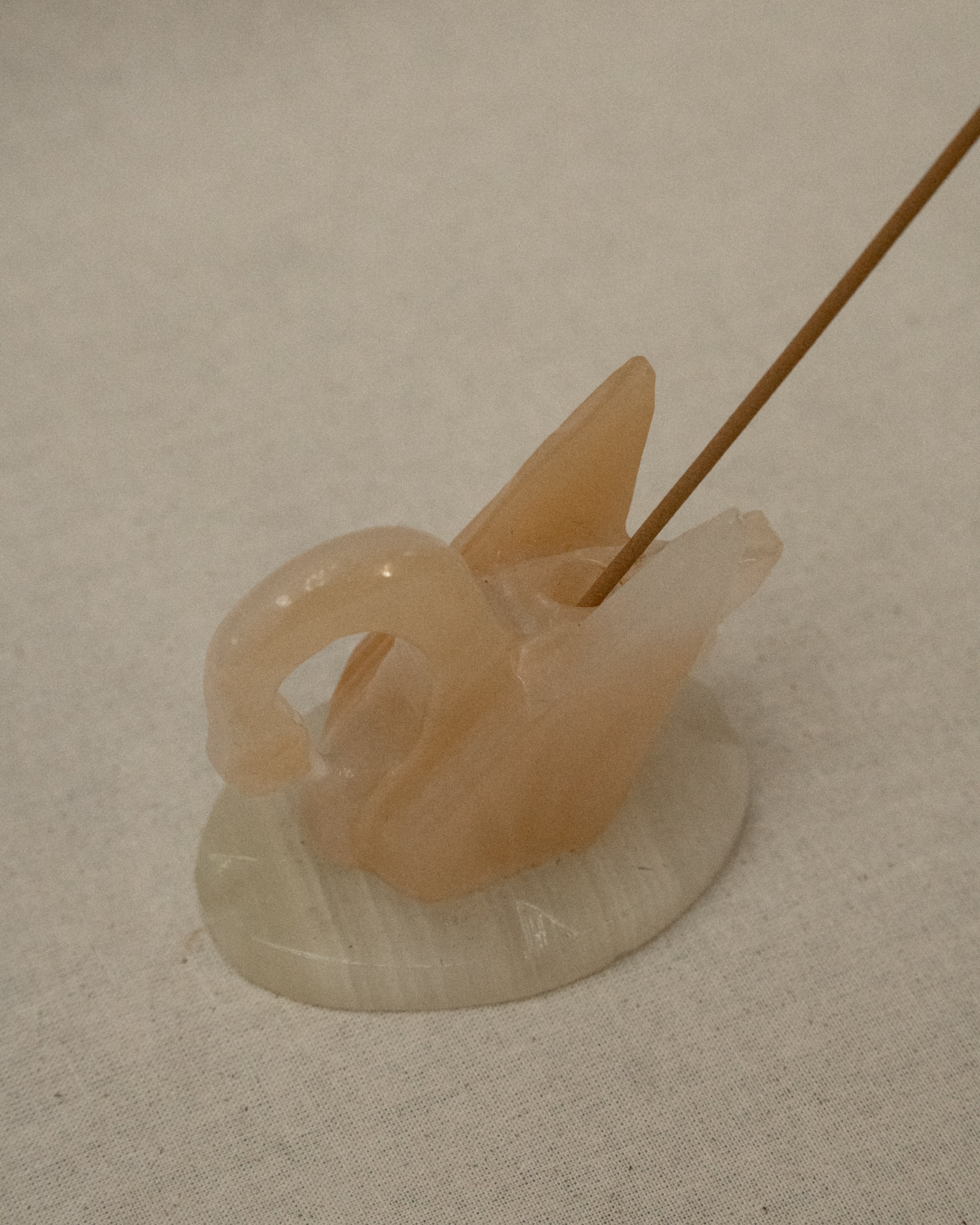 Swan carved onyx pen/toothpick/incense holder