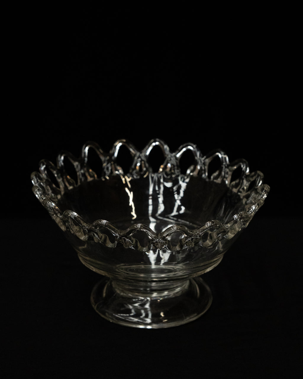 Clear art glass bowl with lace like details