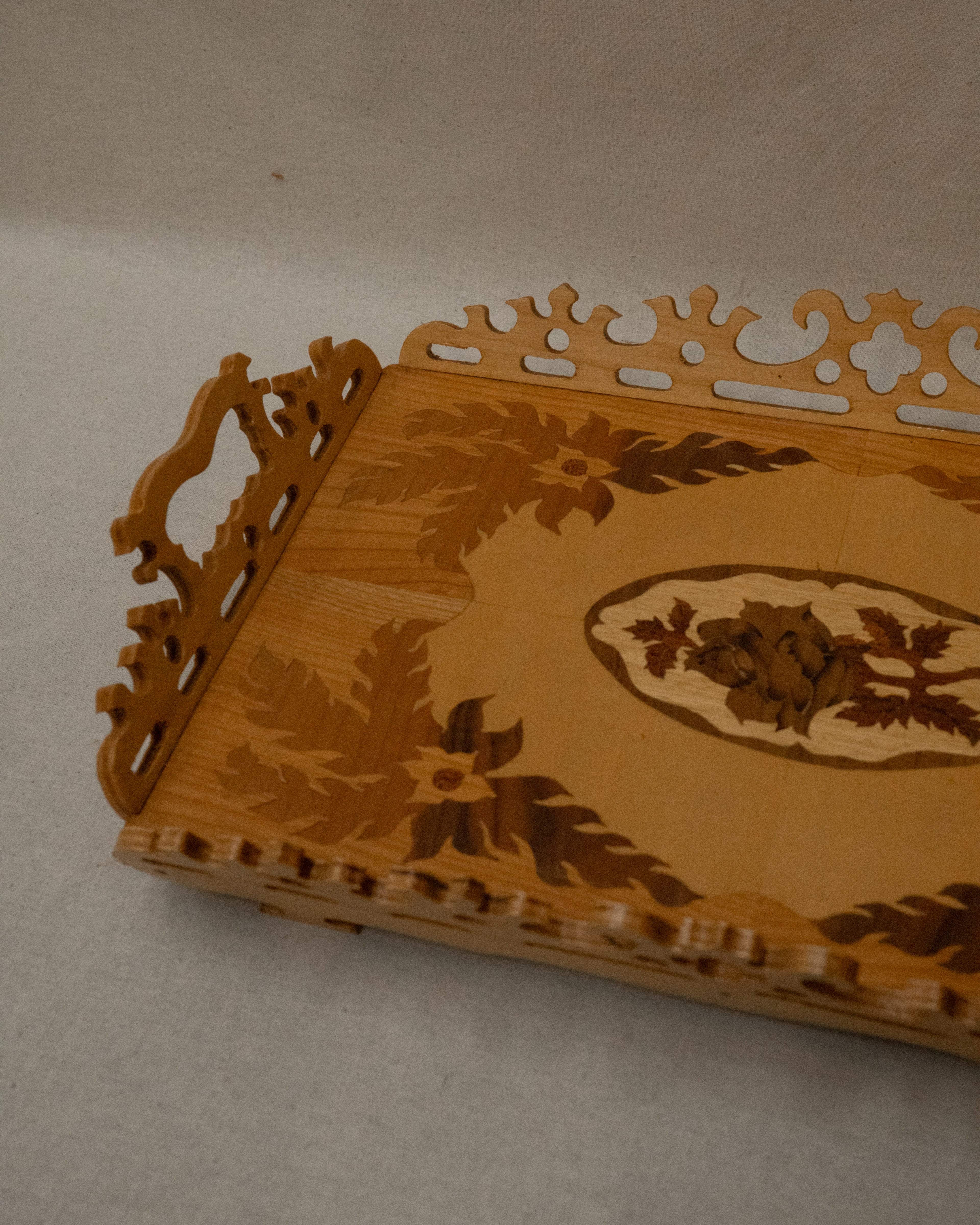 Wood floral marquetry tray