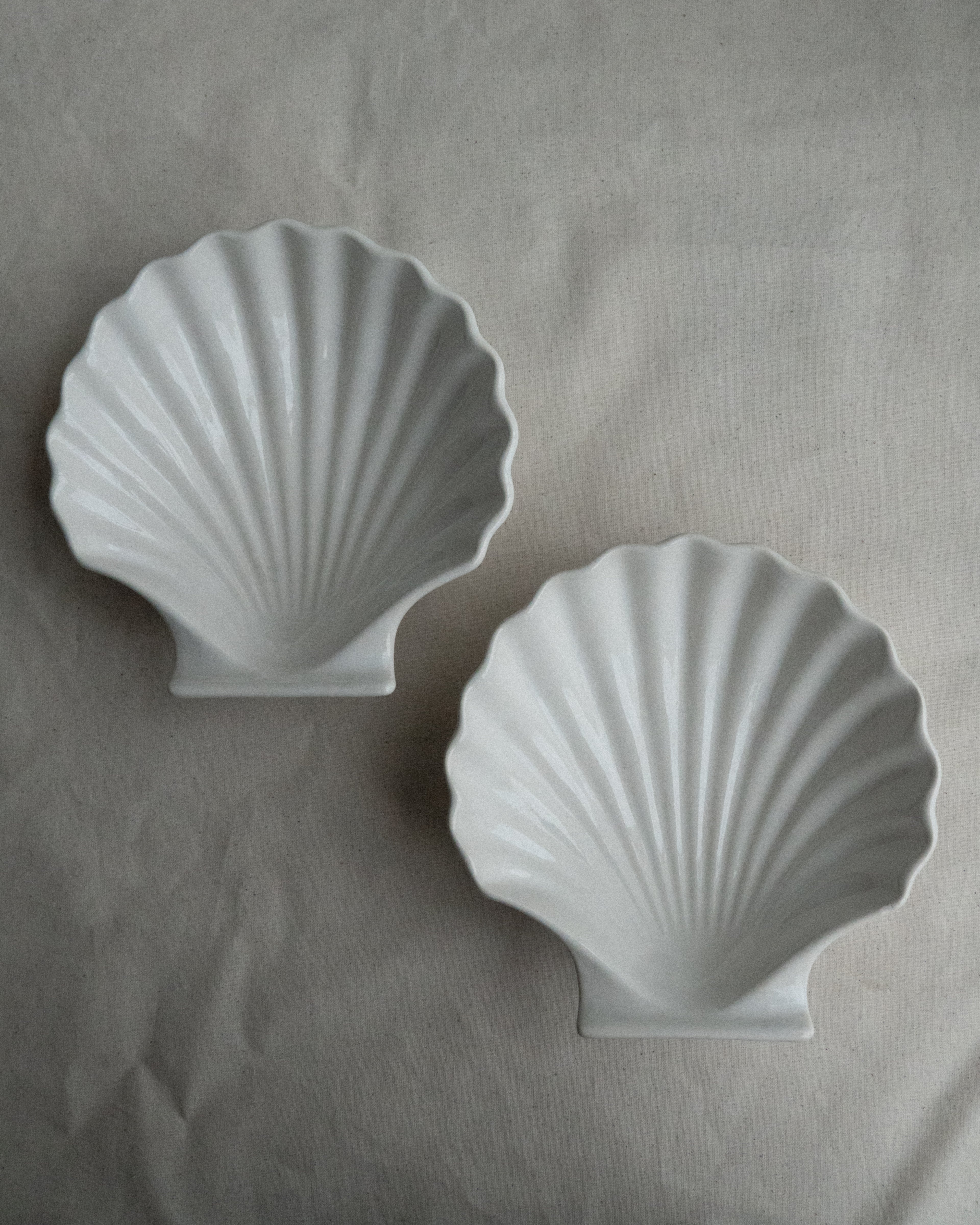 White ceramic shell dish, Made in Japan