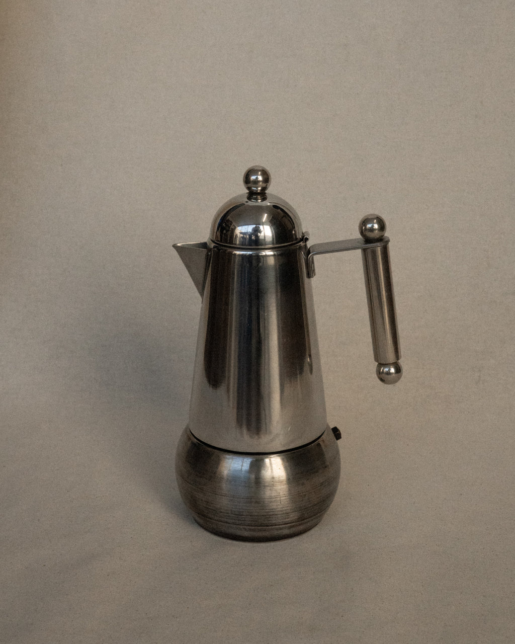 Italian stainless steel stovetop coffee maker by Vev Vigano