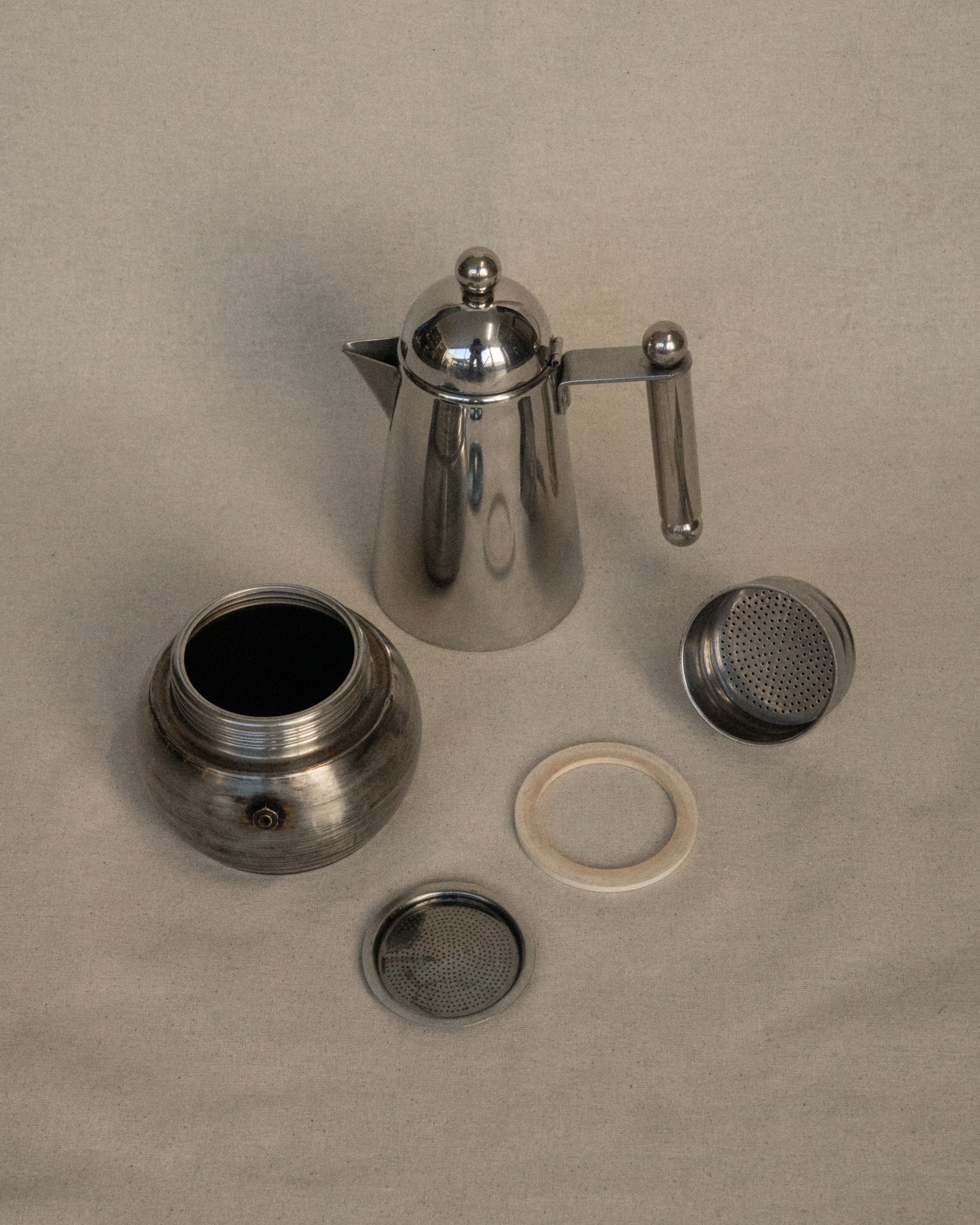 Italian stainless steel stovetop coffee maker by Vev Vigano