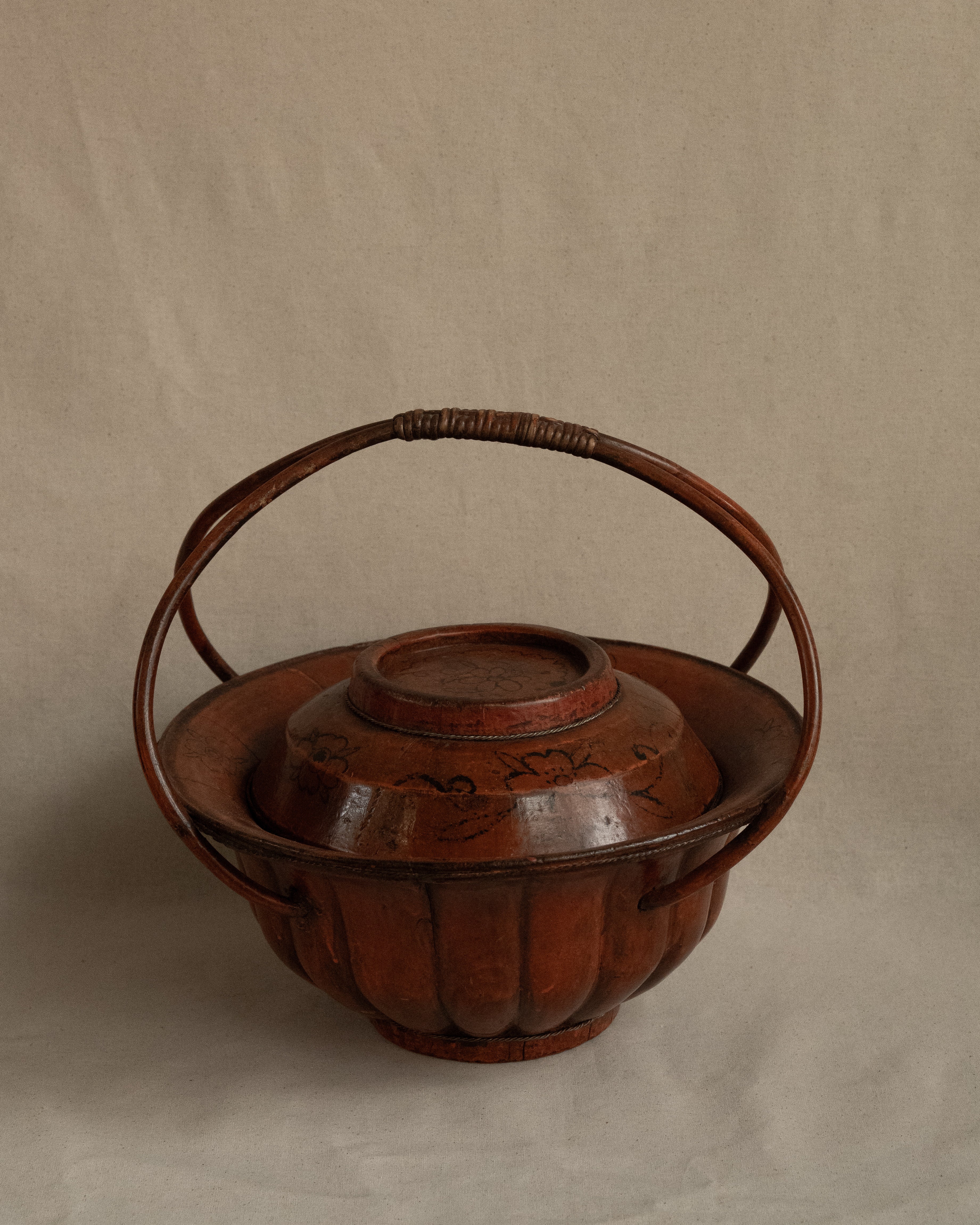 Chinese red-orange laquered wooden and bamboo wedding basket
