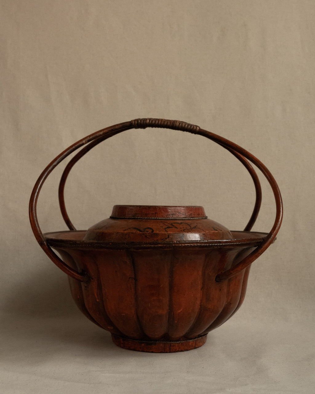 Chinese red-orange laquered wooden and bamboo wedding basket