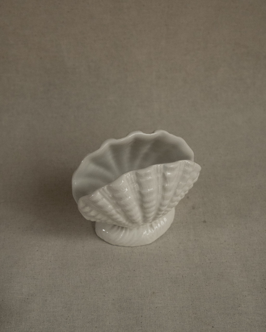Italian ceramic shell napkin holder