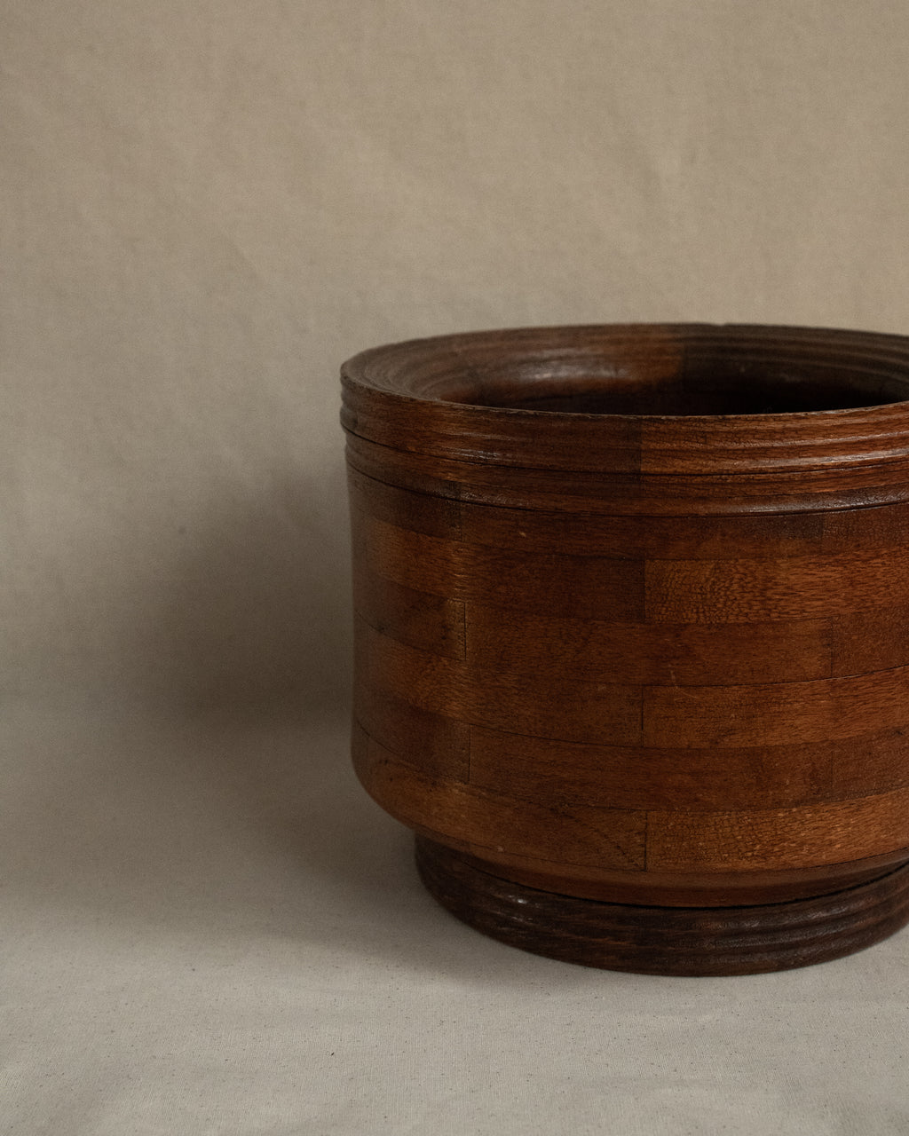 Wooden bowl/planter