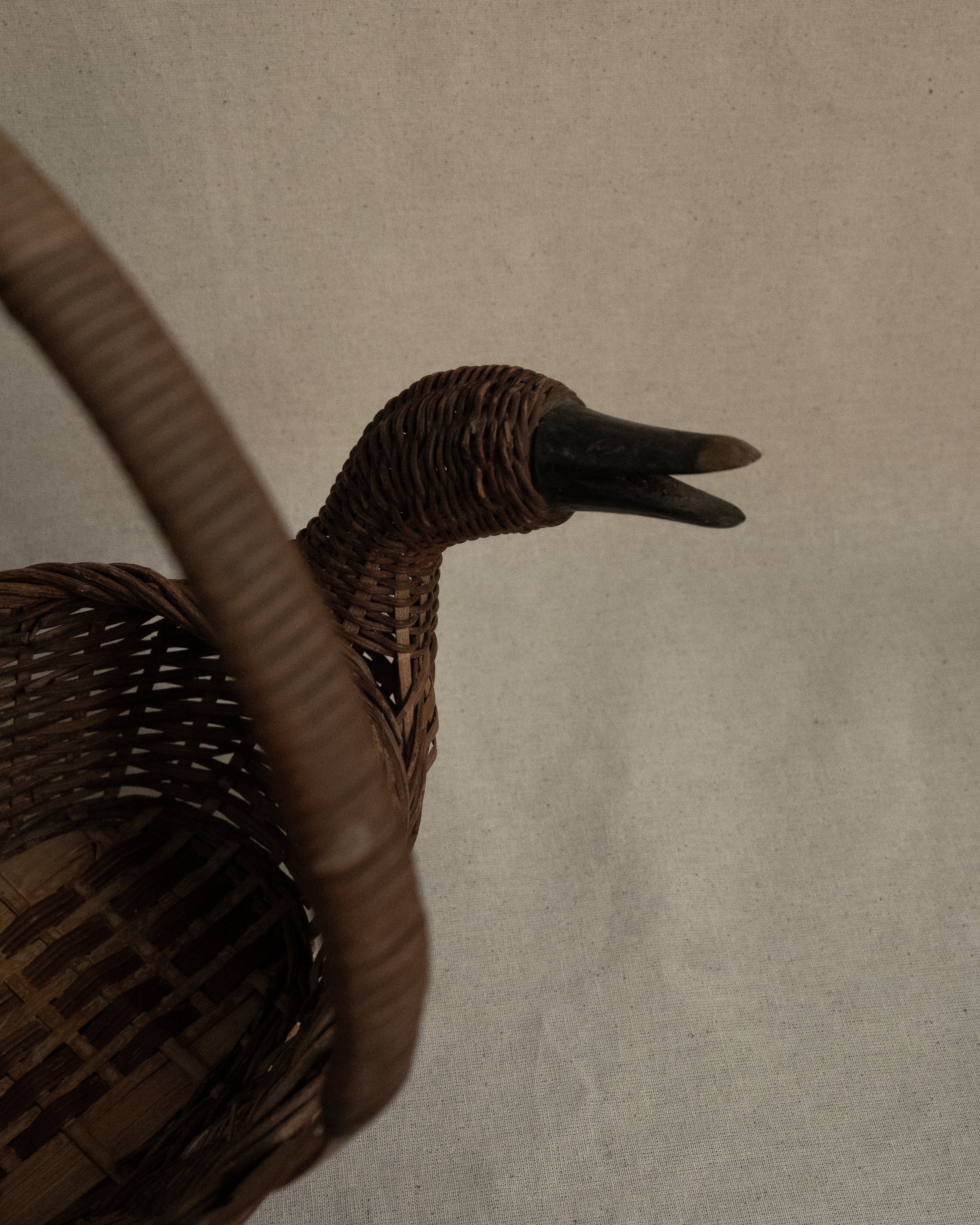 Woven duck basket with handle