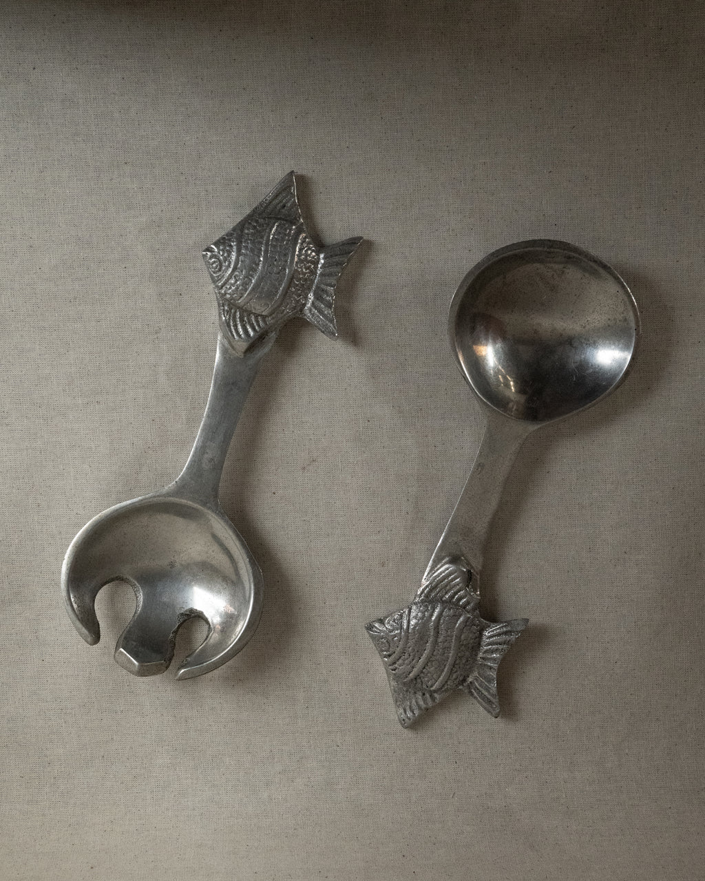 Aluminum fish salad servers