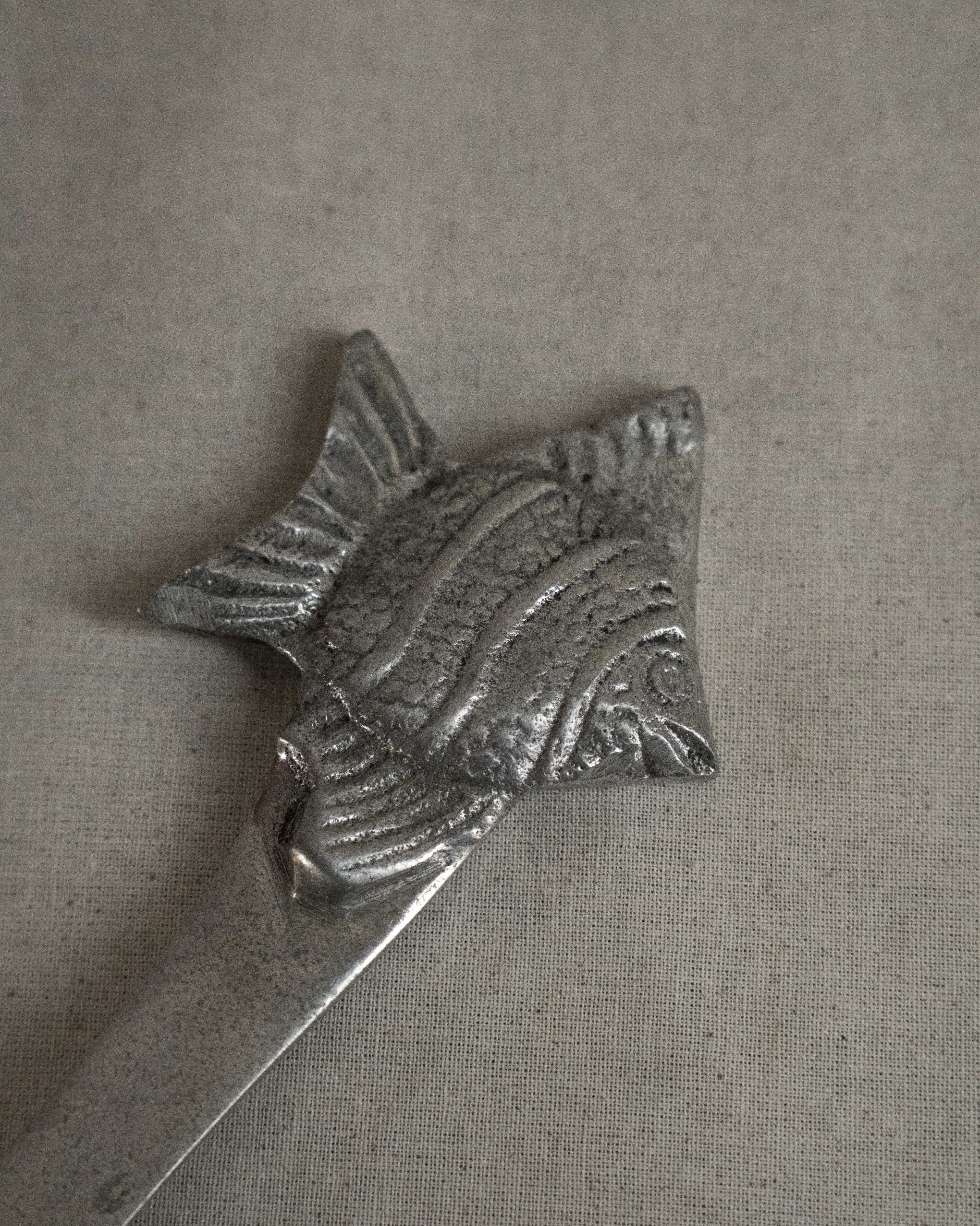 Aluminum fish salad servers