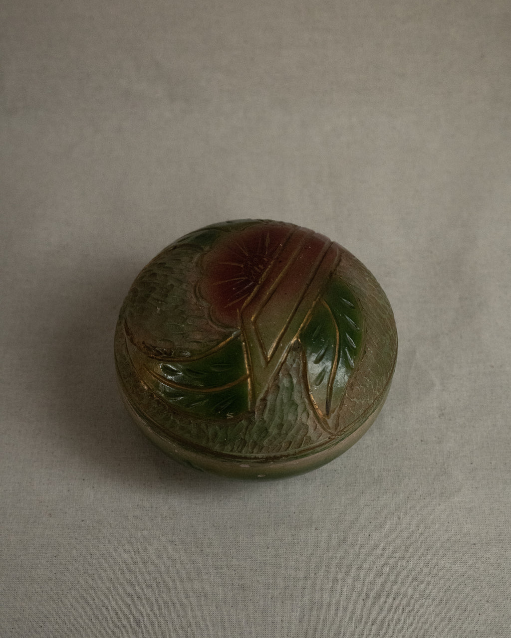 Ceramic flower trinket box