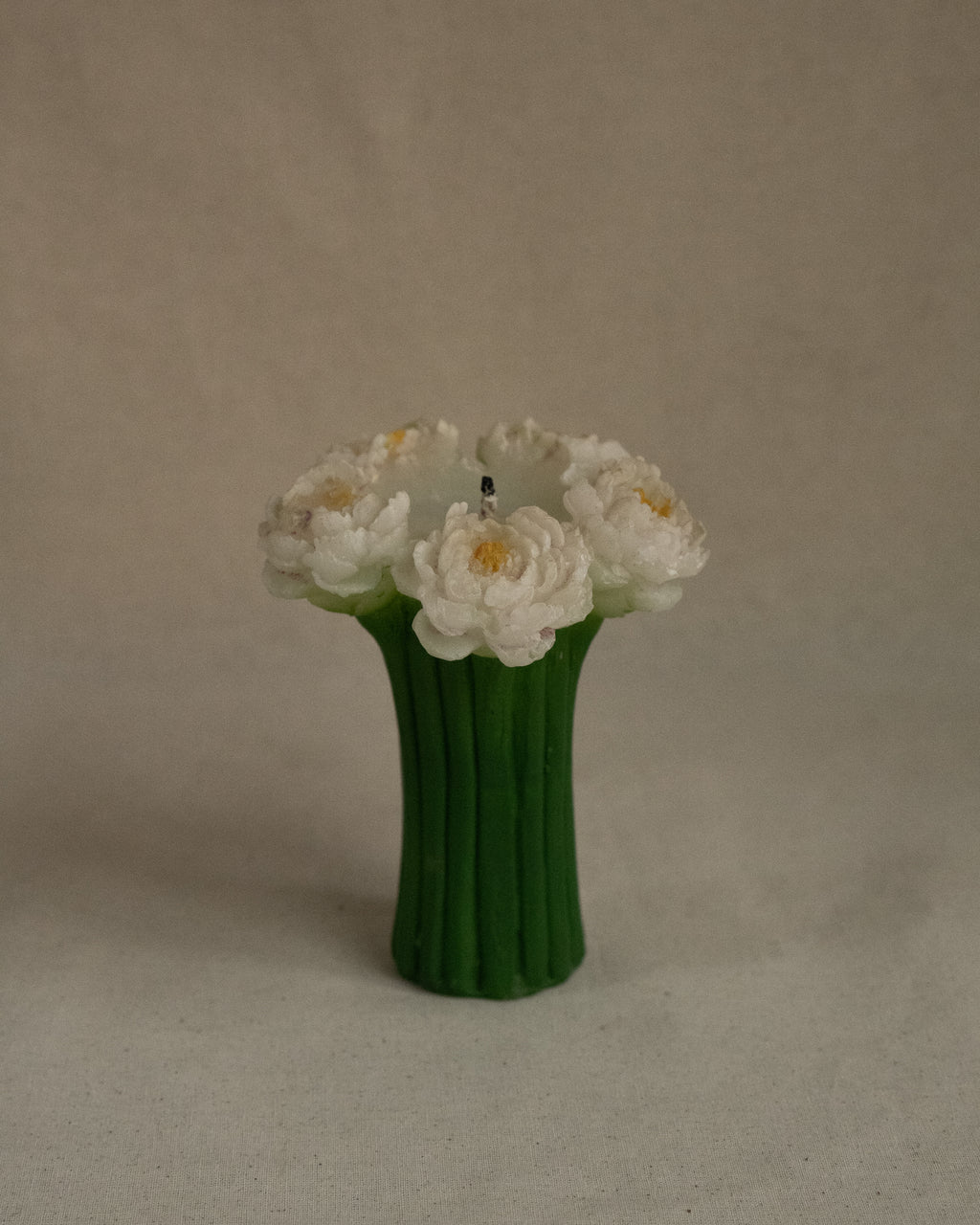 Bouquet of flowers candle
