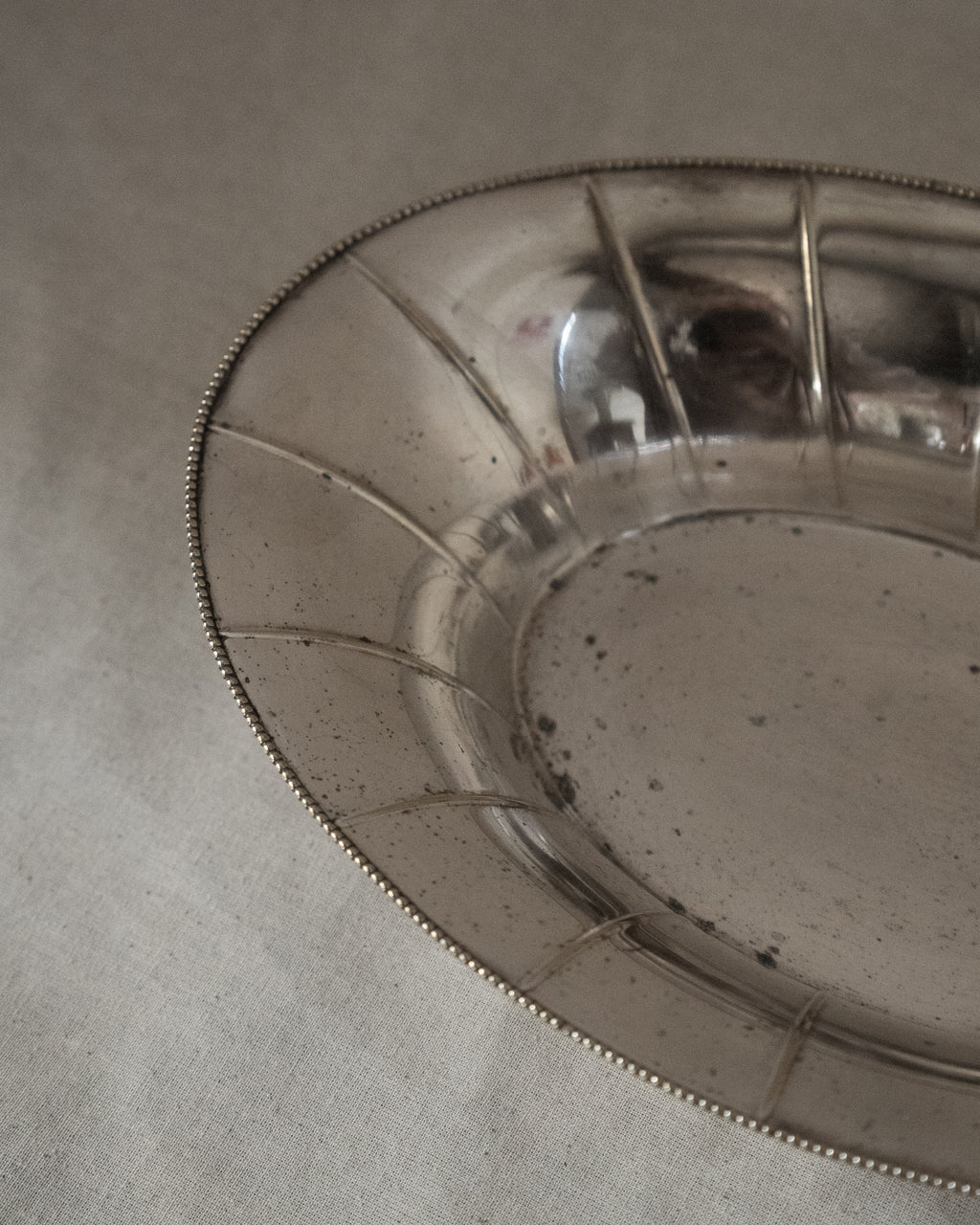Silver plated dish with beaded edges