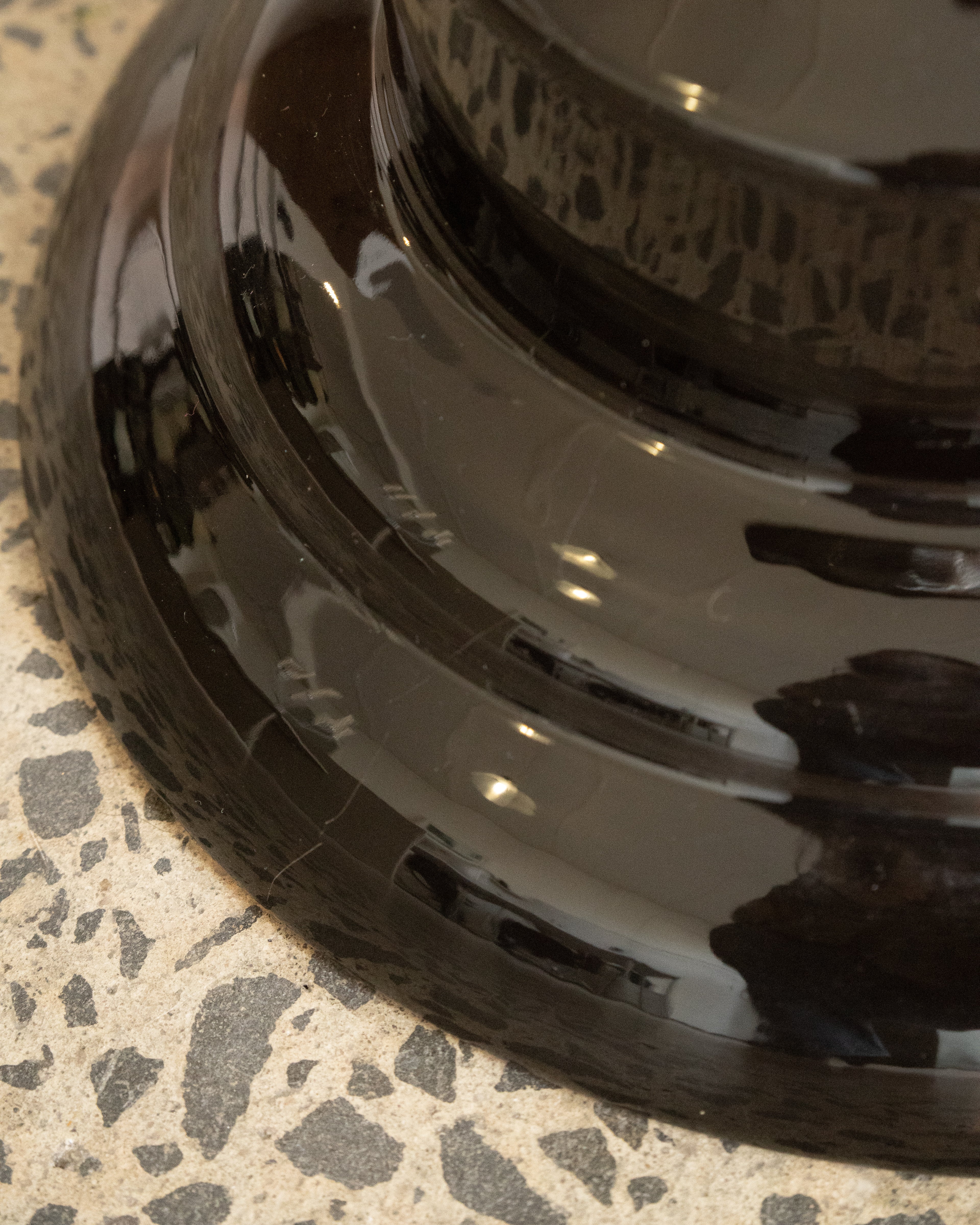 Black ceramic pedestal