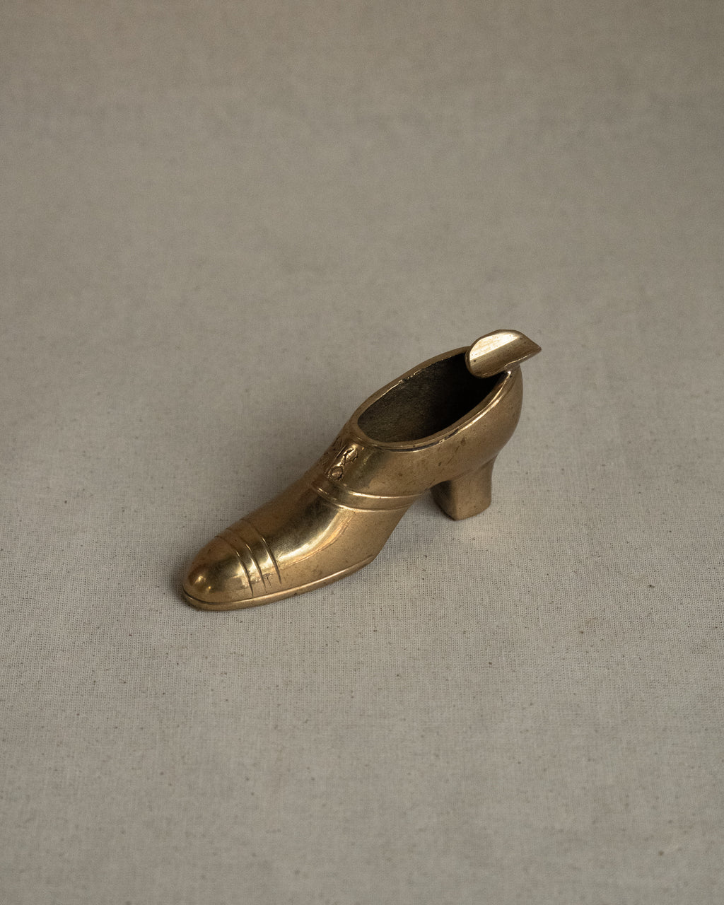 Brass heeled boot ashtray