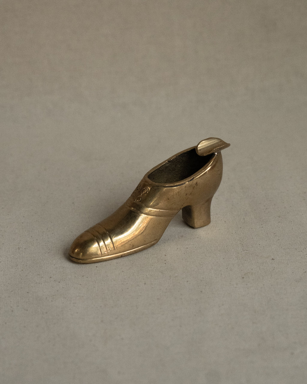 Brass heeled boot ashtray