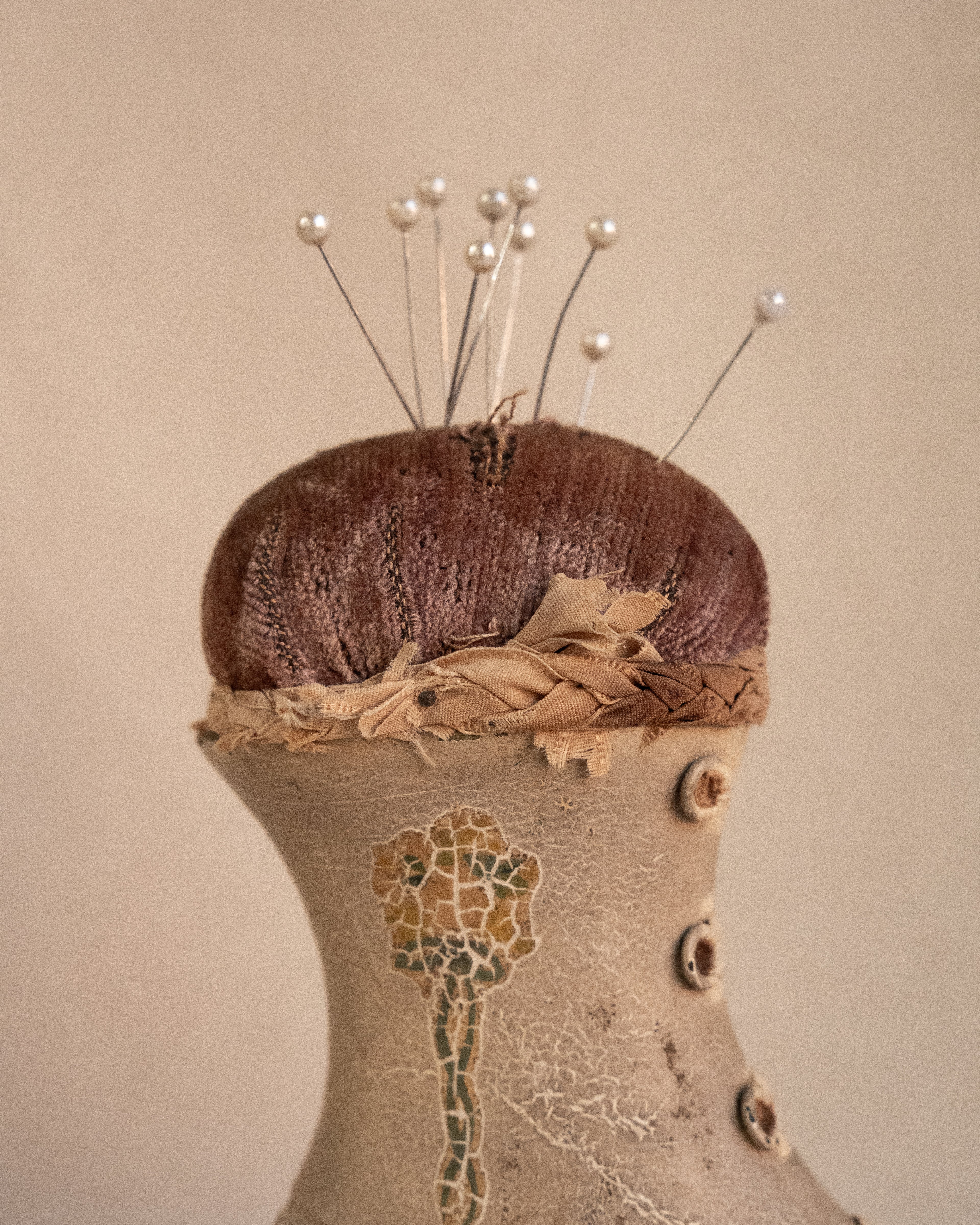 Early 20th century wooden heeled boot pin cushion