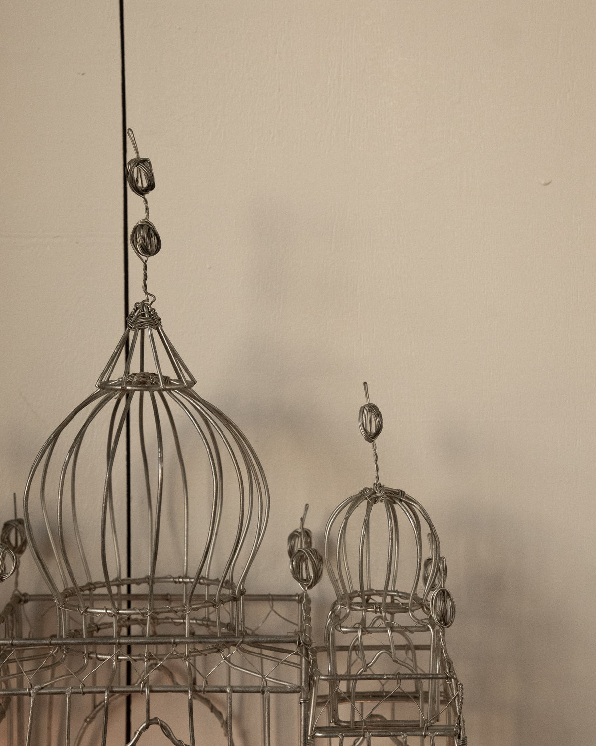 Temple wire art sculpture and candle holder
