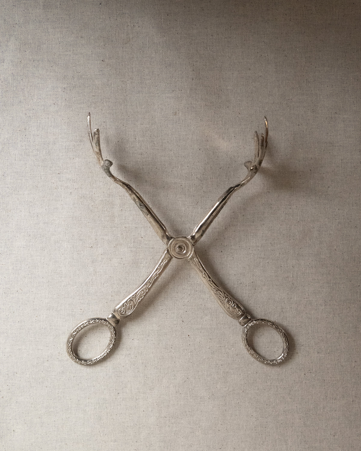 Silver plated chicken feet tongs