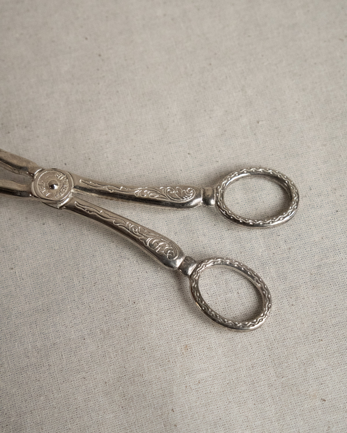 Silver plated chicken feet tongs
