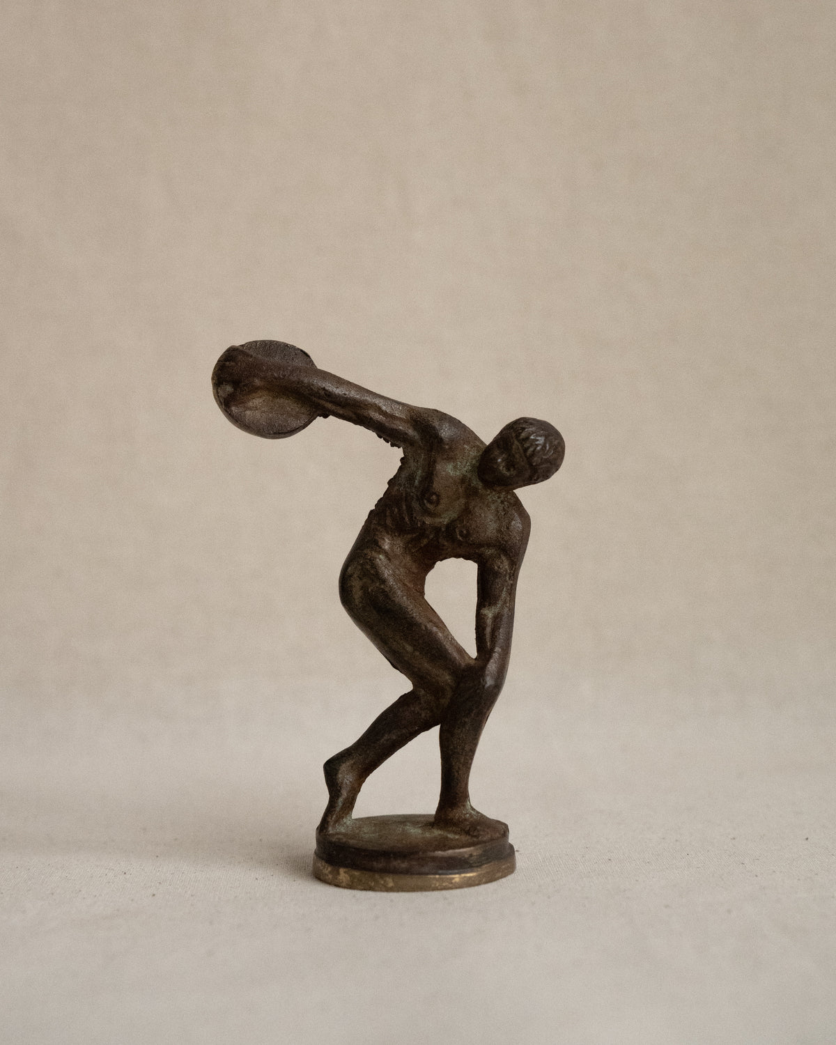 Bronze sculpture of Discobolus