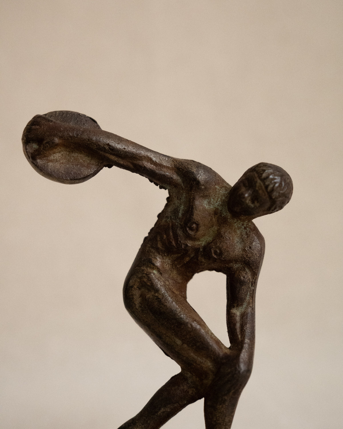 Bronze sculpture of Discobolus