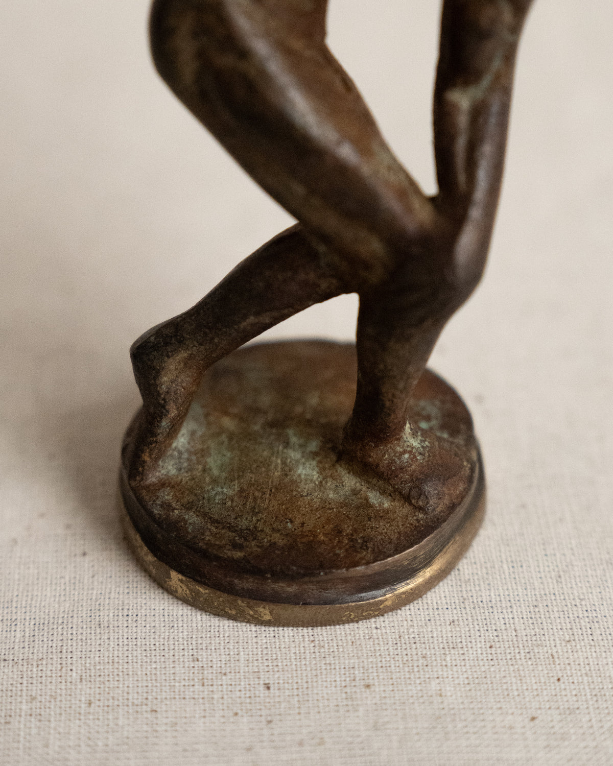 Bronze sculpture of Discobolus