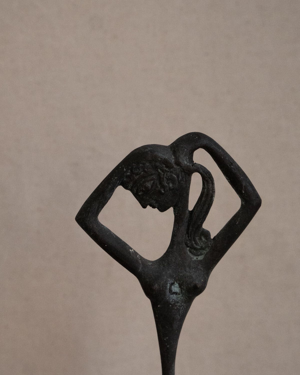 Mid-century oxidised bronze statue of Aphrodite, signed Sklavenitis