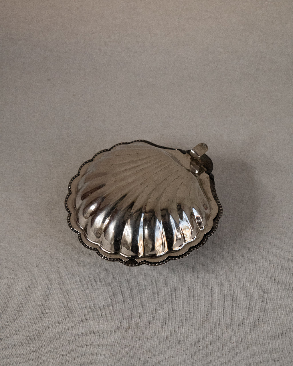 c1950s Italian silver plated clam shell dish with glass insert