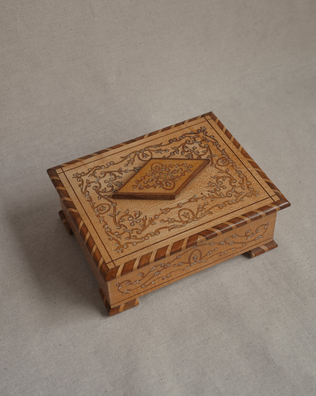 Italian marquetry jewellery box