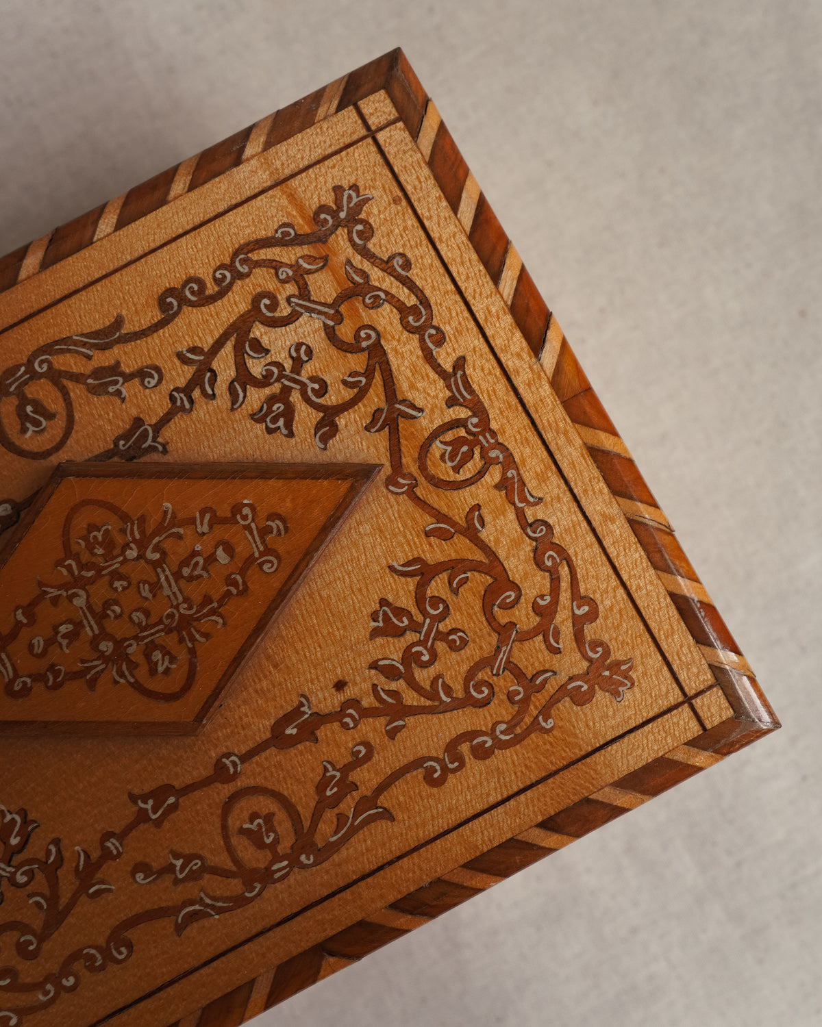 Italian marquetry jewellery box