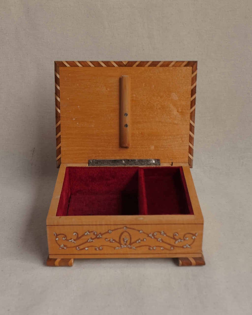 Italian marquetry jewellery box