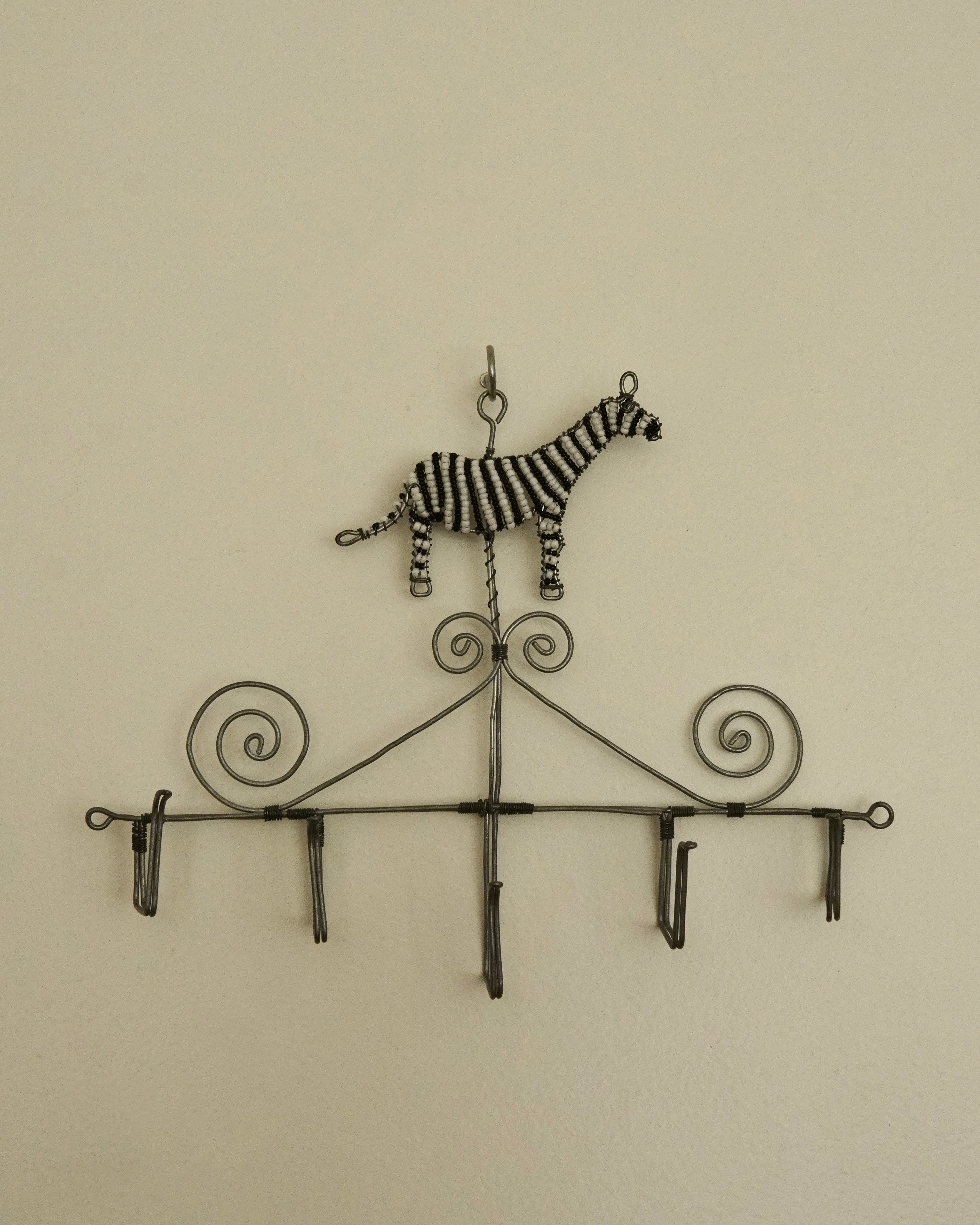 Wire key holder with zebra and beaded zebra