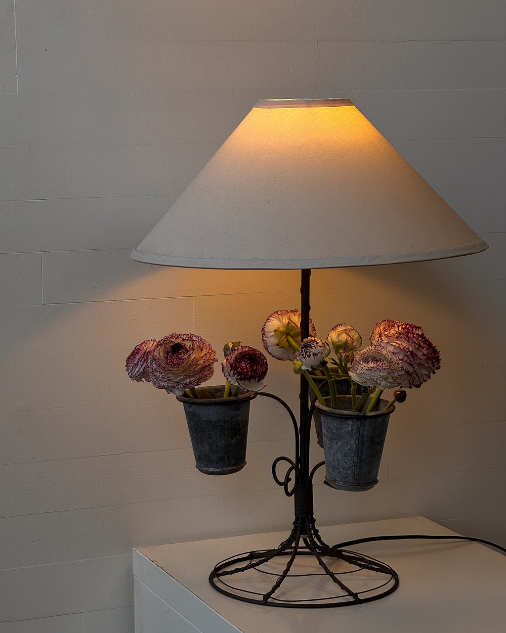 French wire lamp with 3 vessels