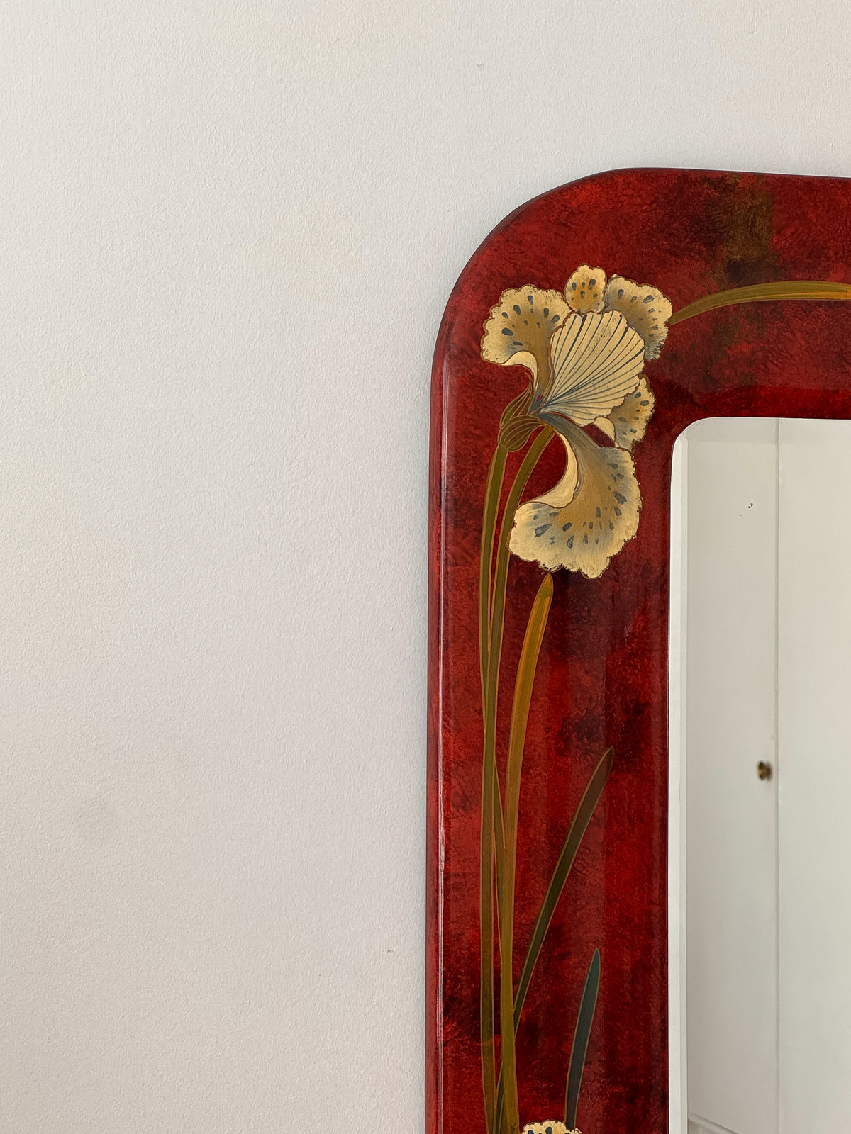 Laquered wooden mirror with hand-painted white irises in an art nouveau style + International shipping
