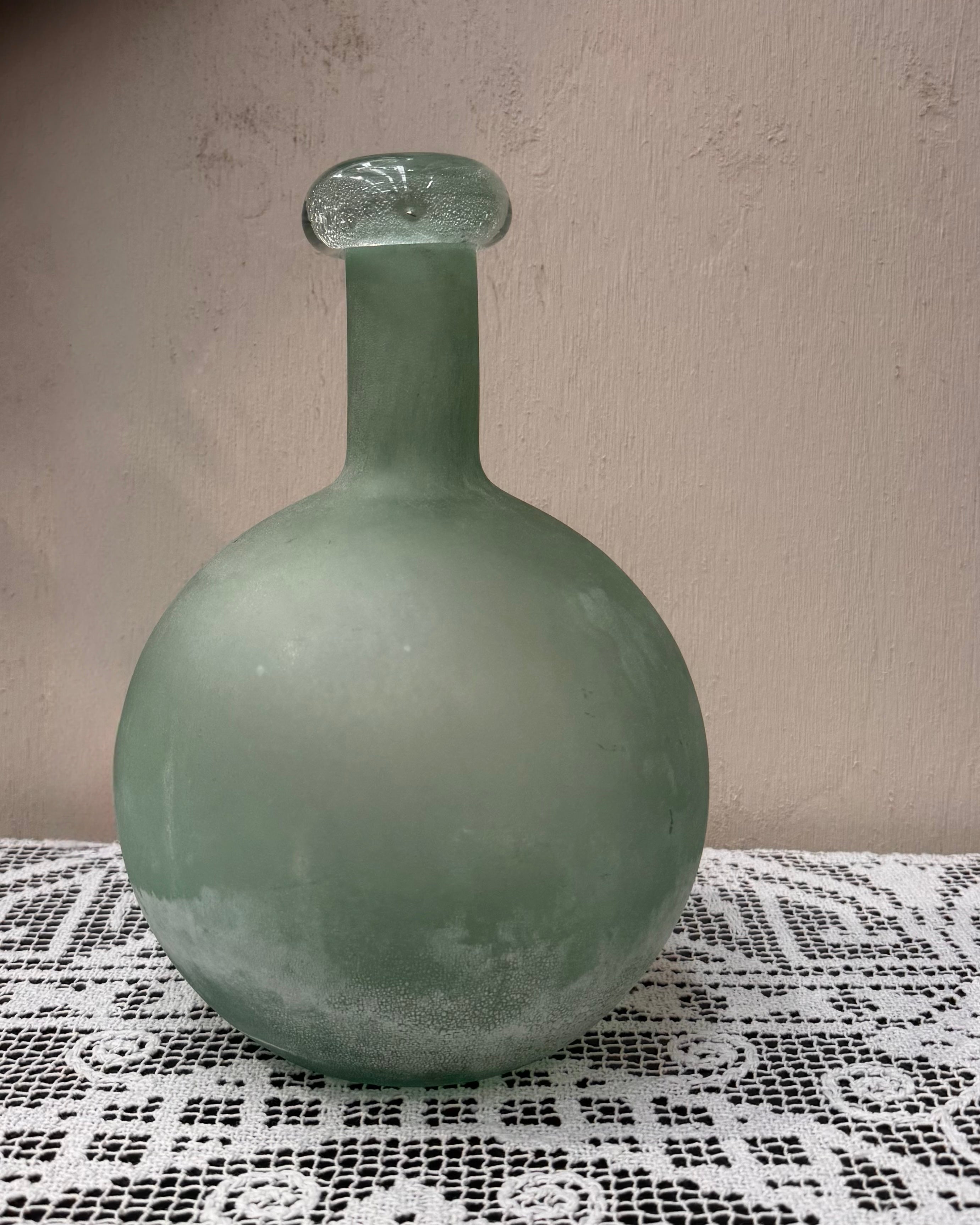 Light green scavo art glass vase