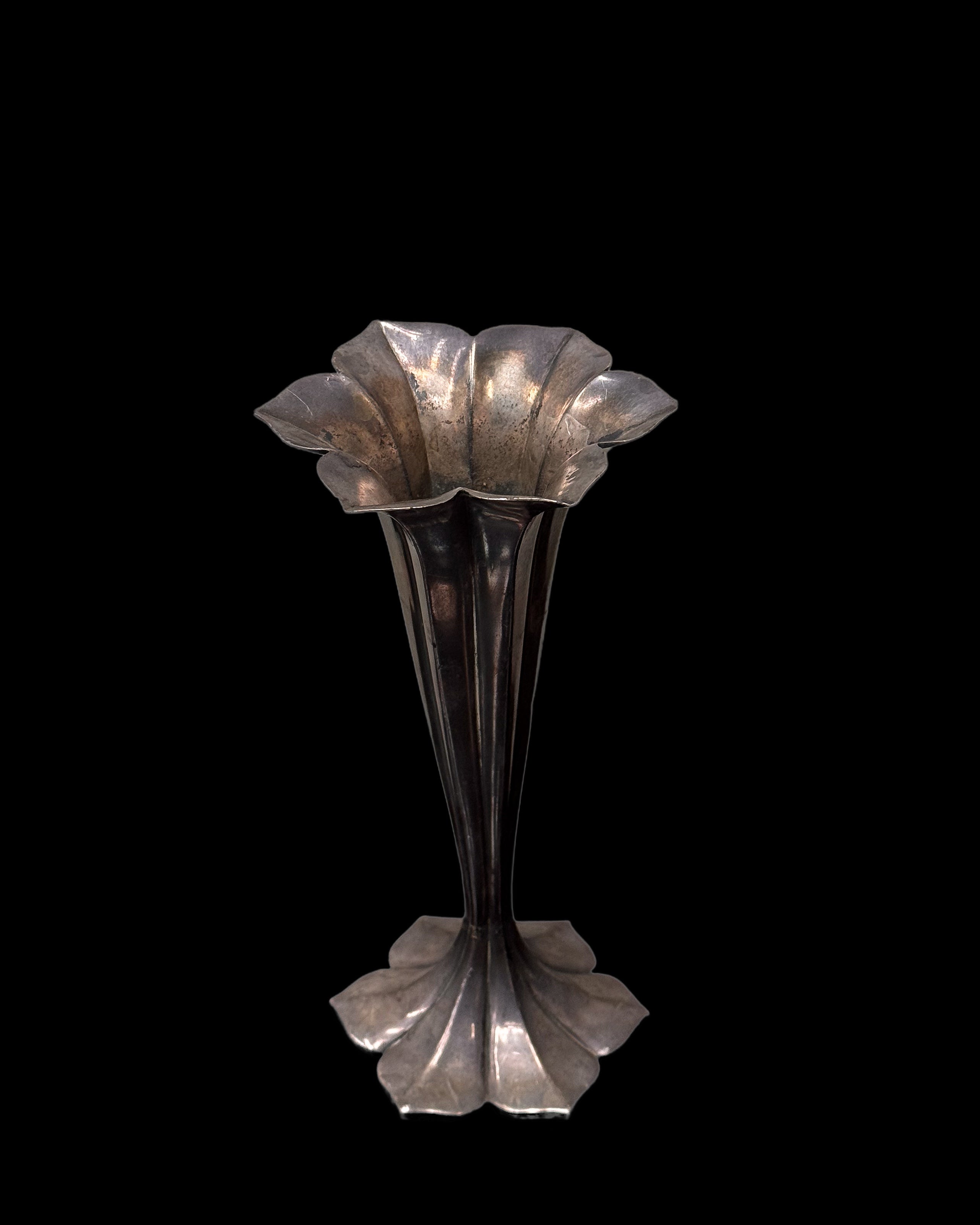 Silver plated flower shaped vase
